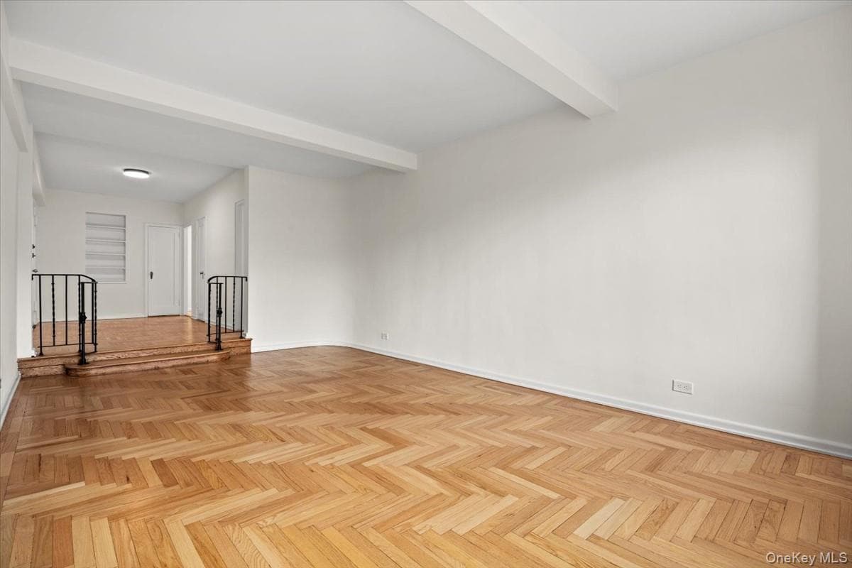 65 Park Terrace East TER Unit: C67 thumbnail 5
