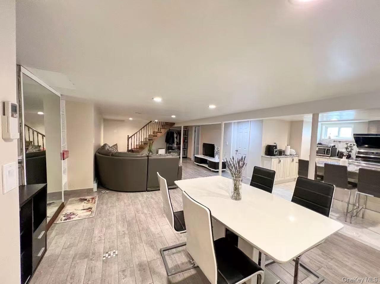248-50 54th Avenue thumbnail 13