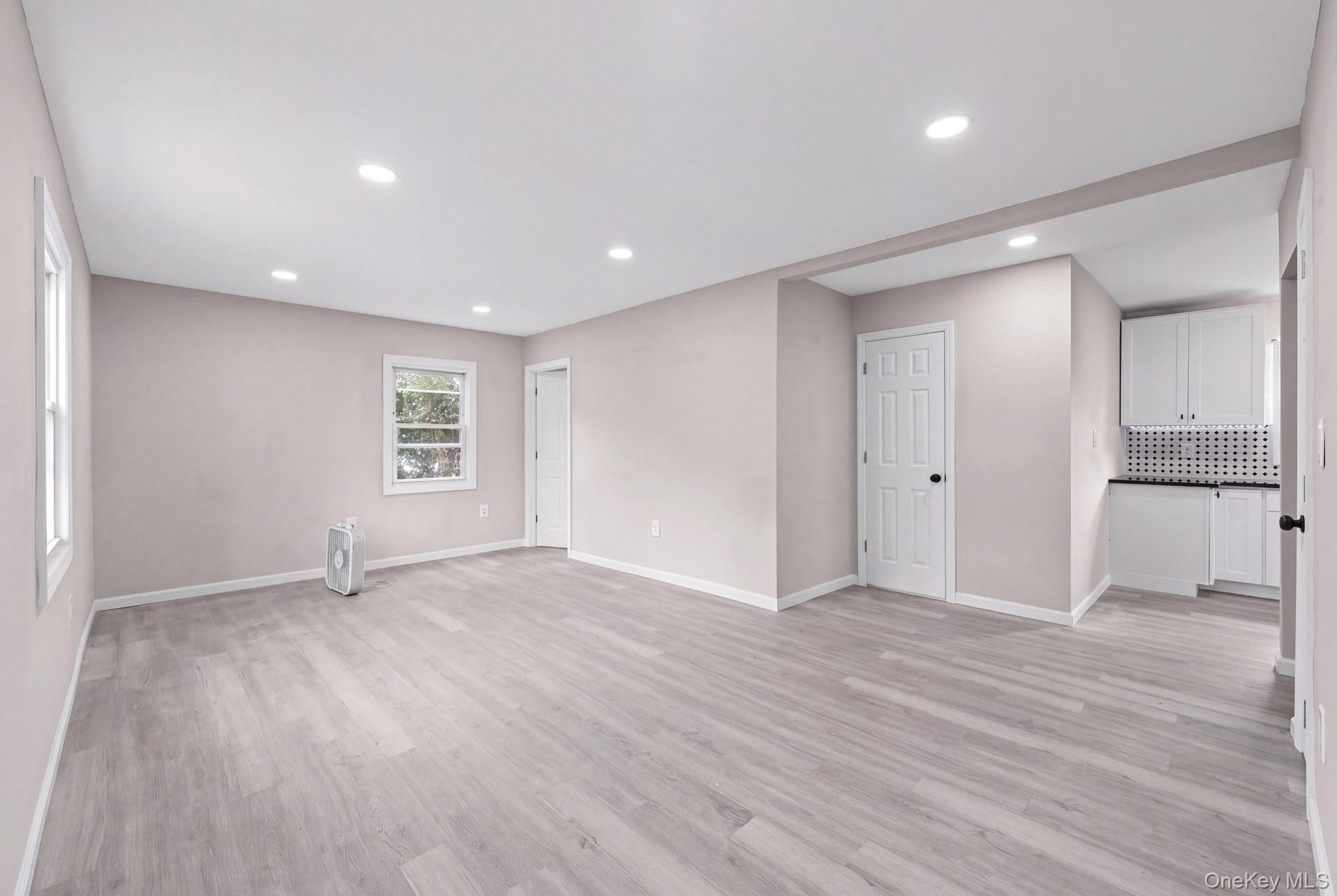 739 Nostrand Avenue thumbnail 4