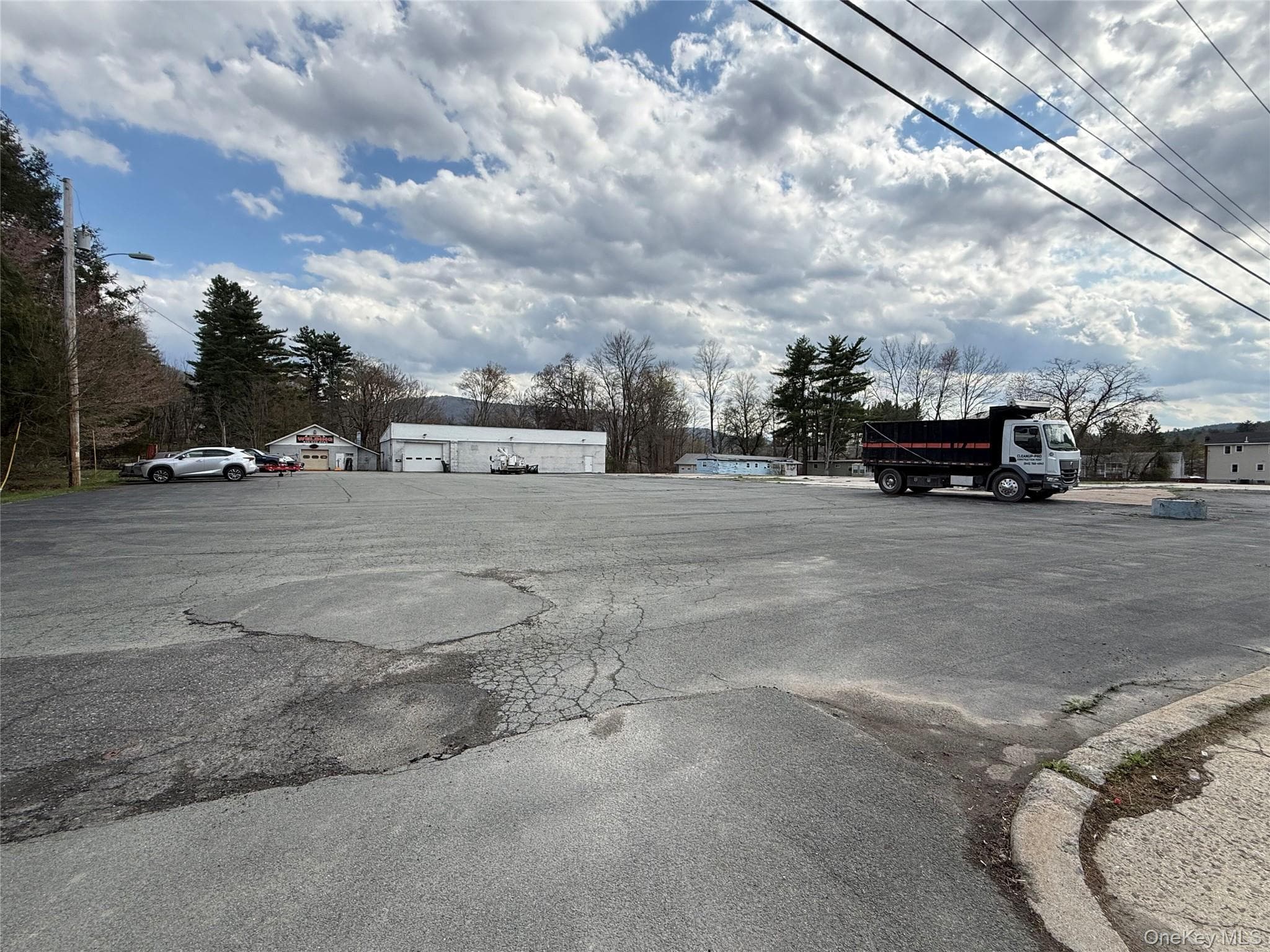 188 S Main Street thumbnail 19