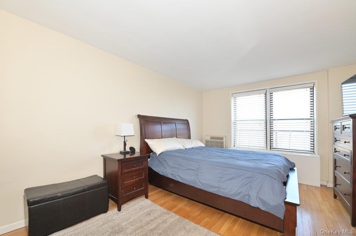 2 Birchwood Court Unit: #5H thumbnail 6