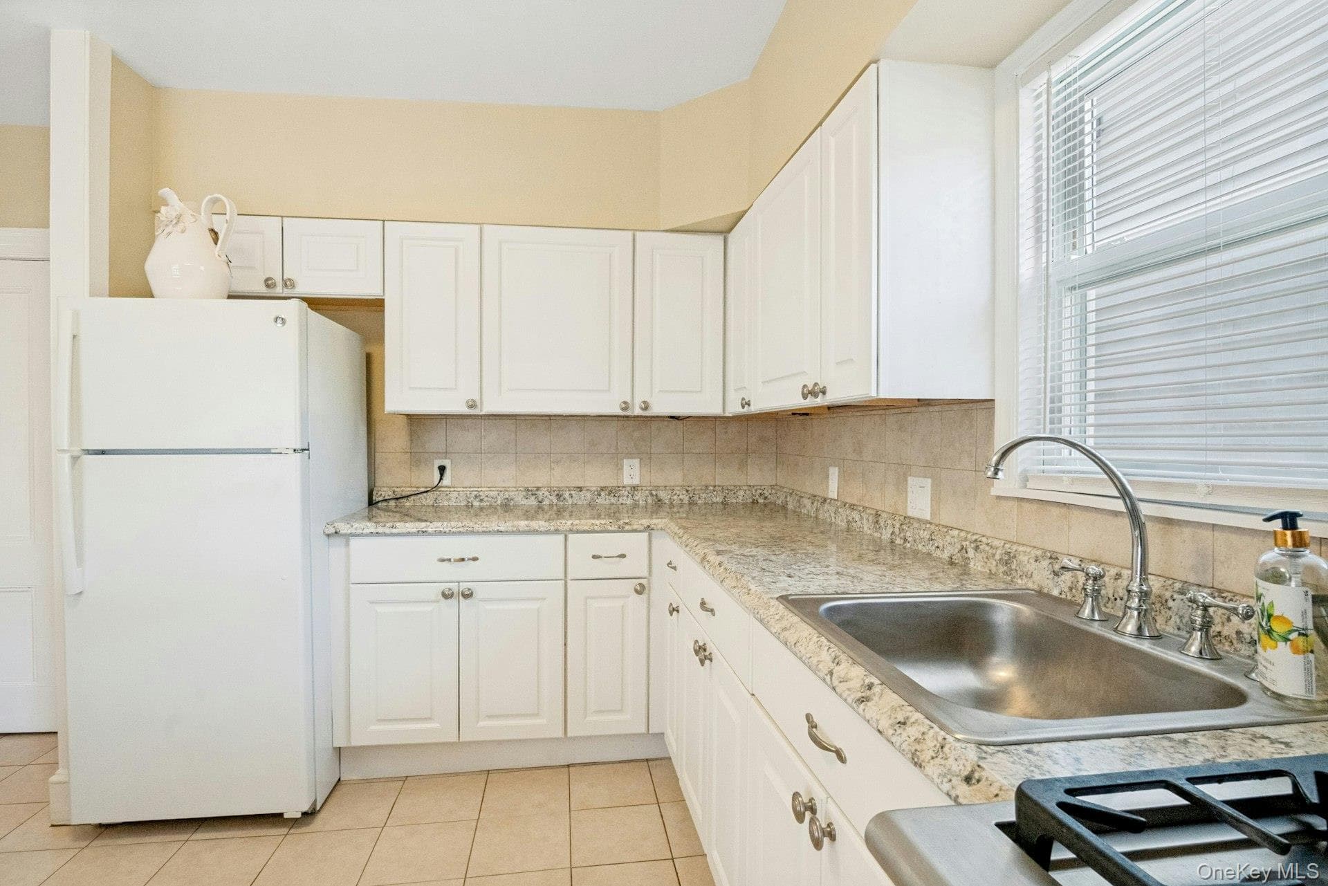 20 Waller Avenue thumbnail 29