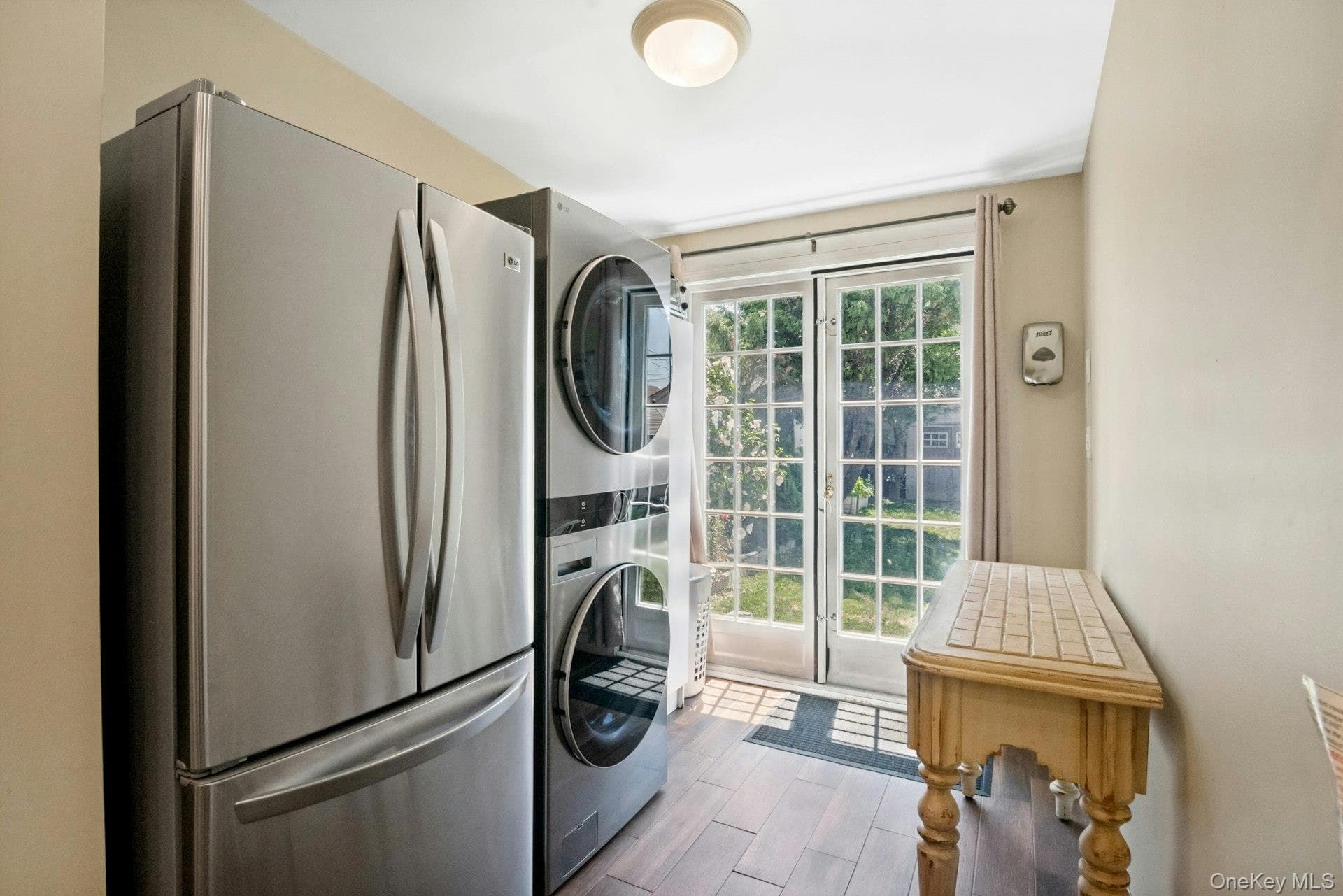 20 Waller Avenue thumbnail 19