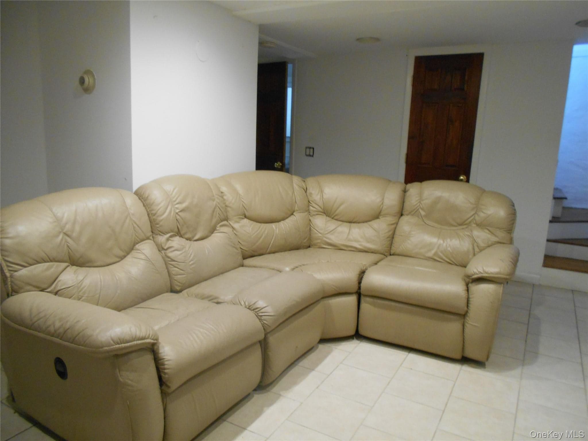 28 Centre Avenue thumbnail 23