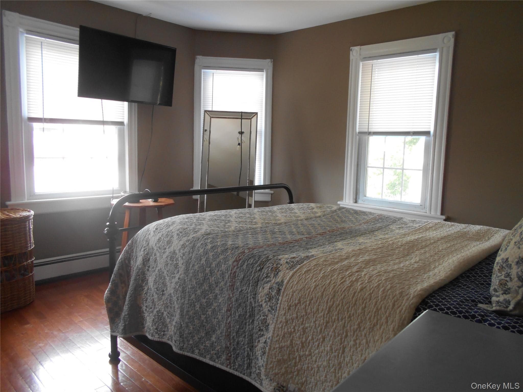 28 Centre Avenue thumbnail 15