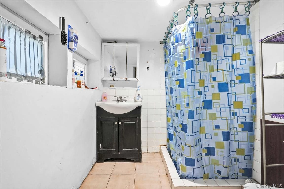 86-16 120th Street thumbnail 18