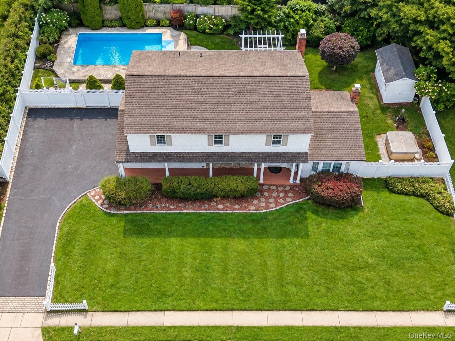 14 Osage Drive, Huntington Station