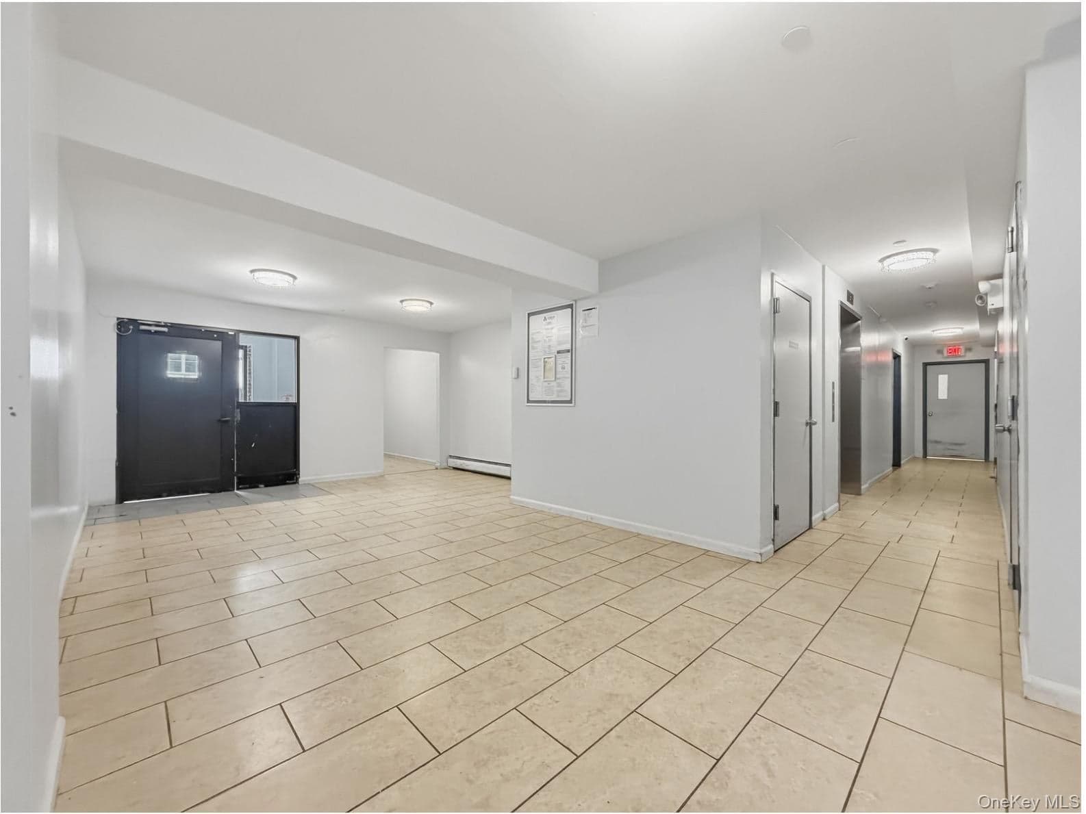 715 E 214th Street thumbnail 6