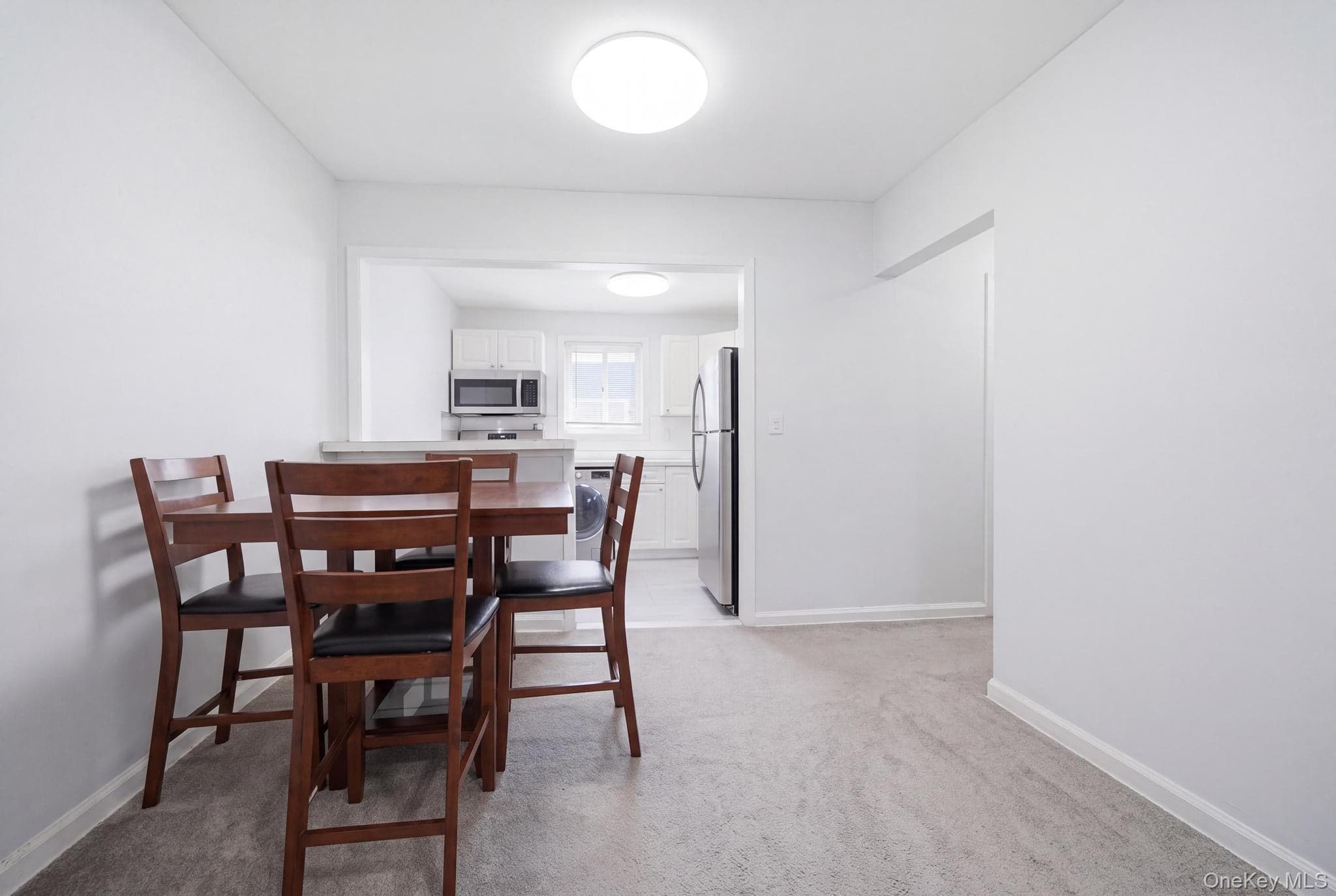 985 Fenwood DR Unit: 3 thumbnail 6