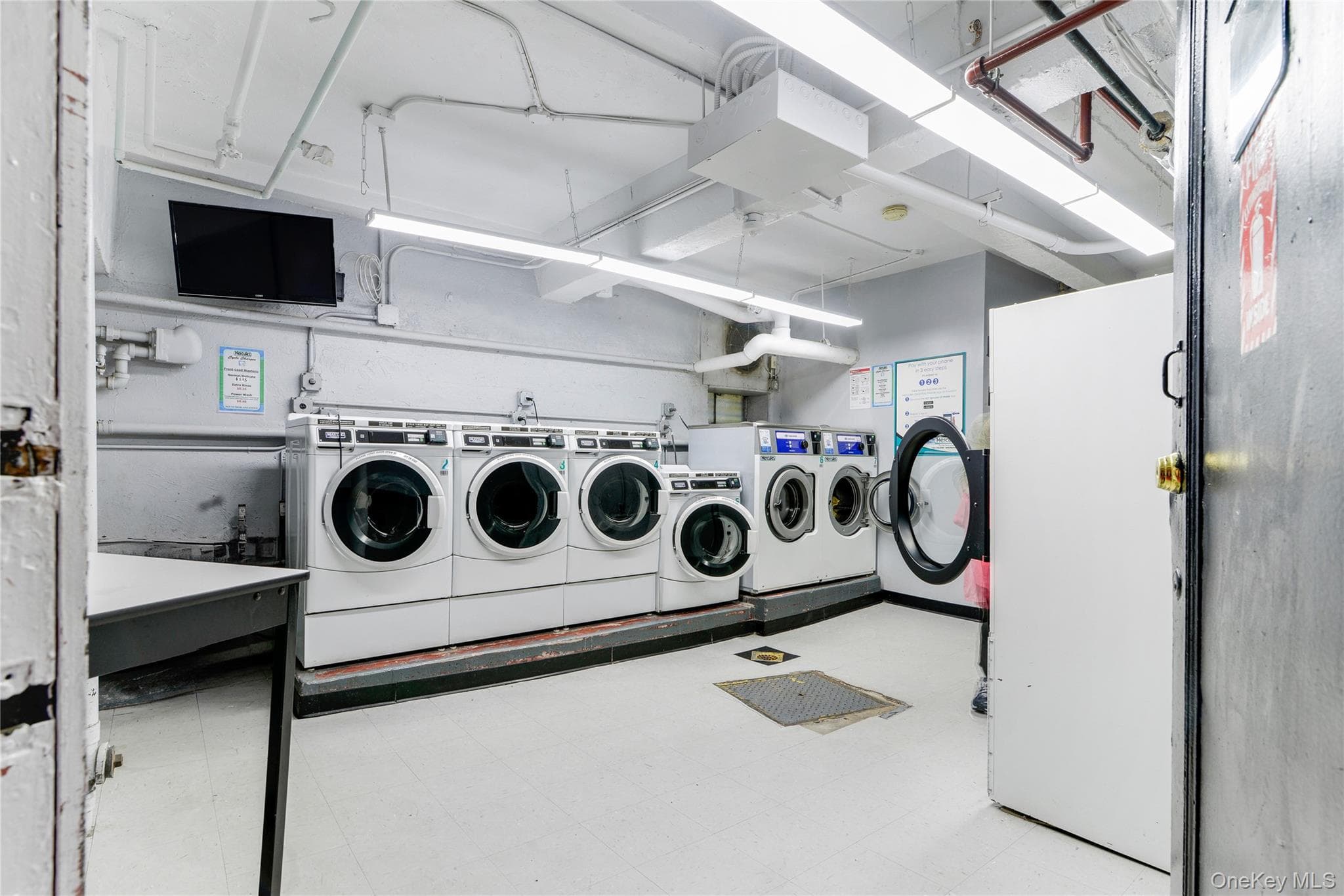 5614 Netherland Avenue Unit: 4E thumbnail 7