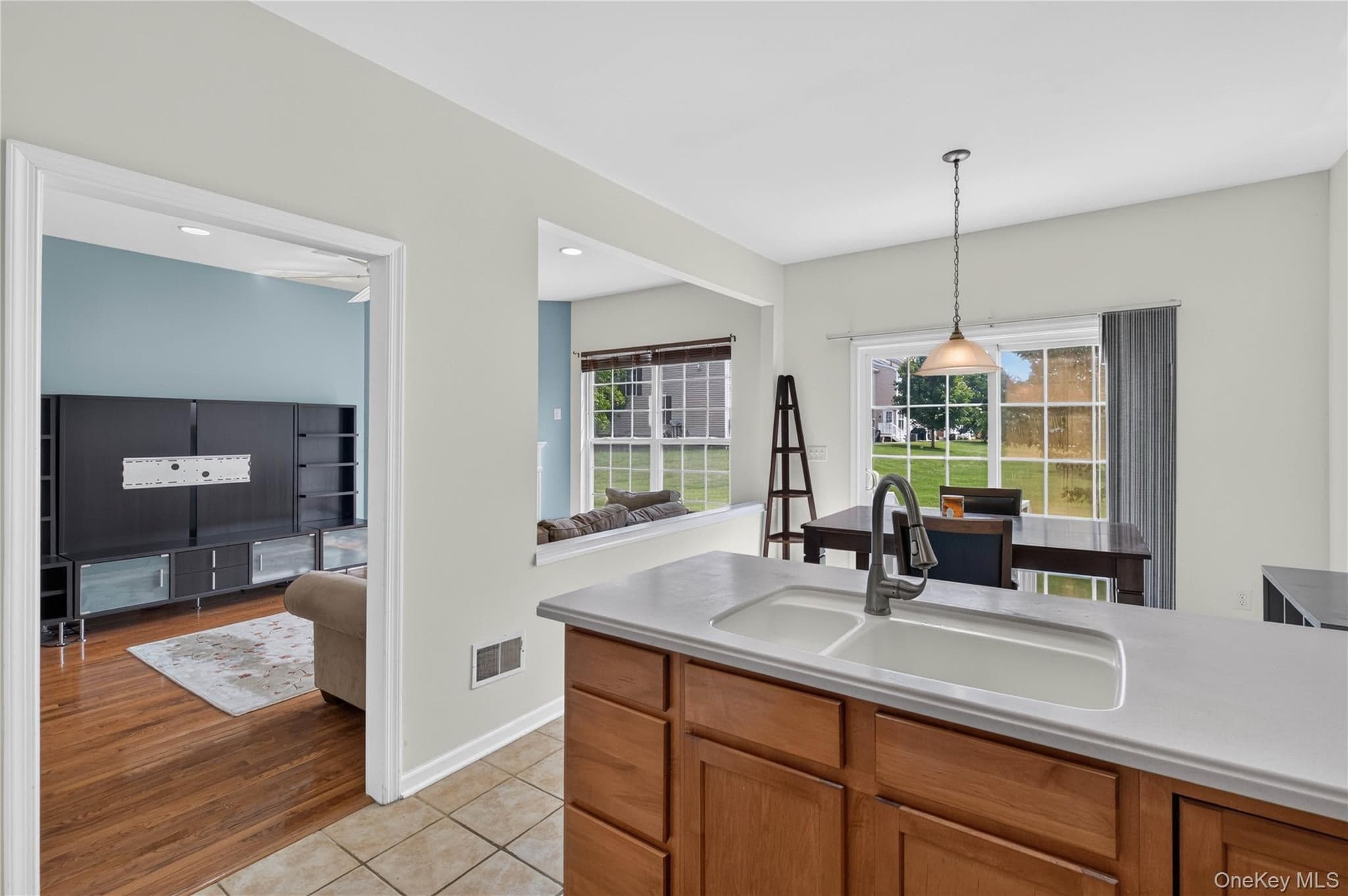 30 Banbury Way Unit: 1204 thumbnail 19