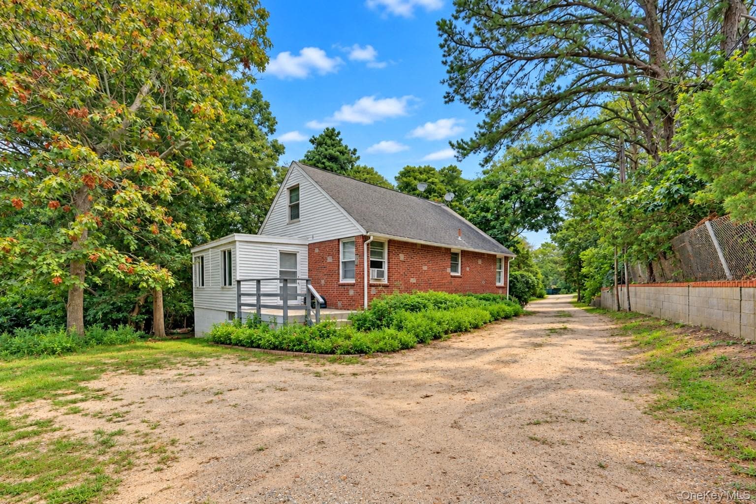 45 Peconic Road thumbnail 2