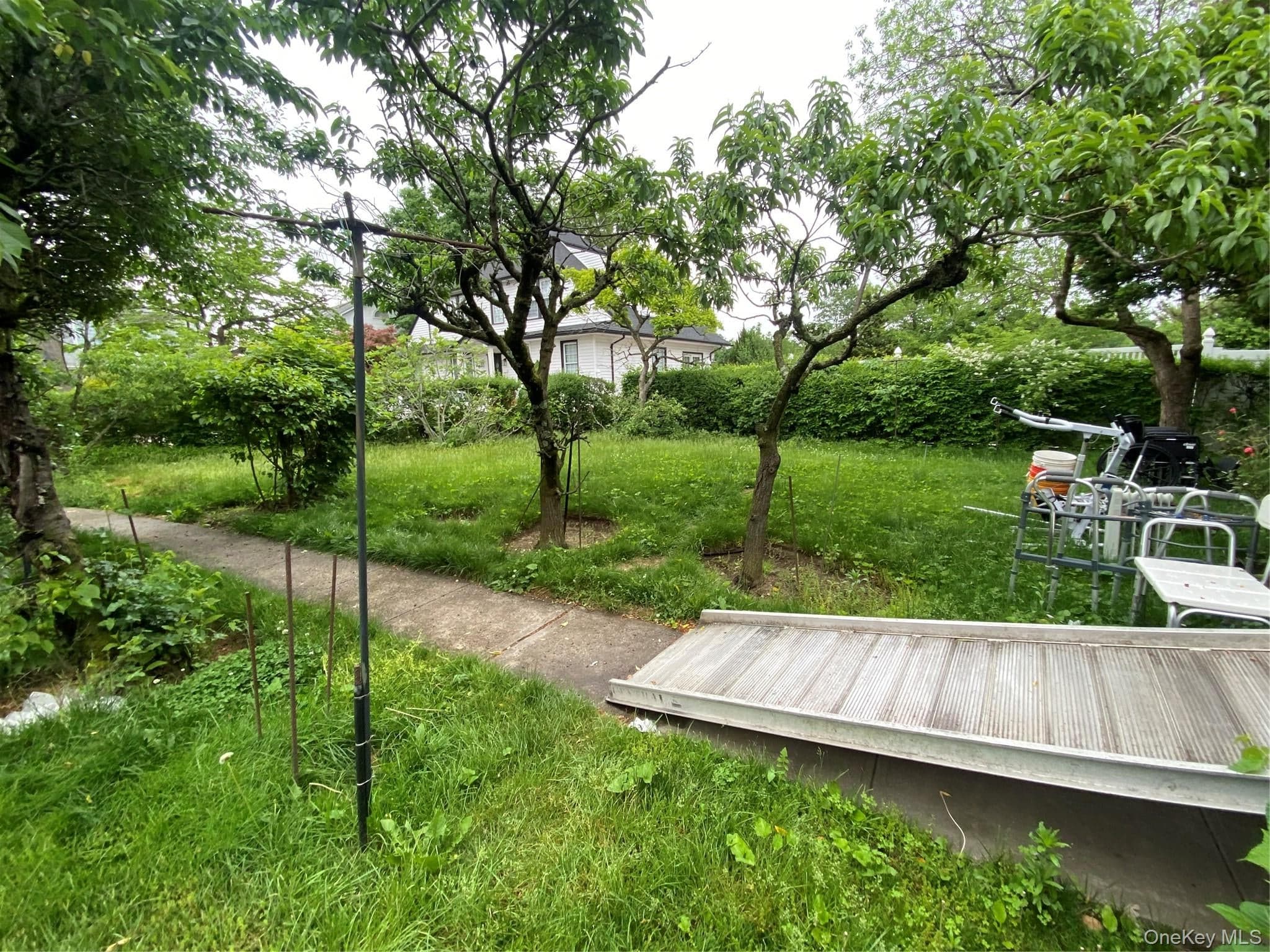 14345 14th Avenue thumbnail 5