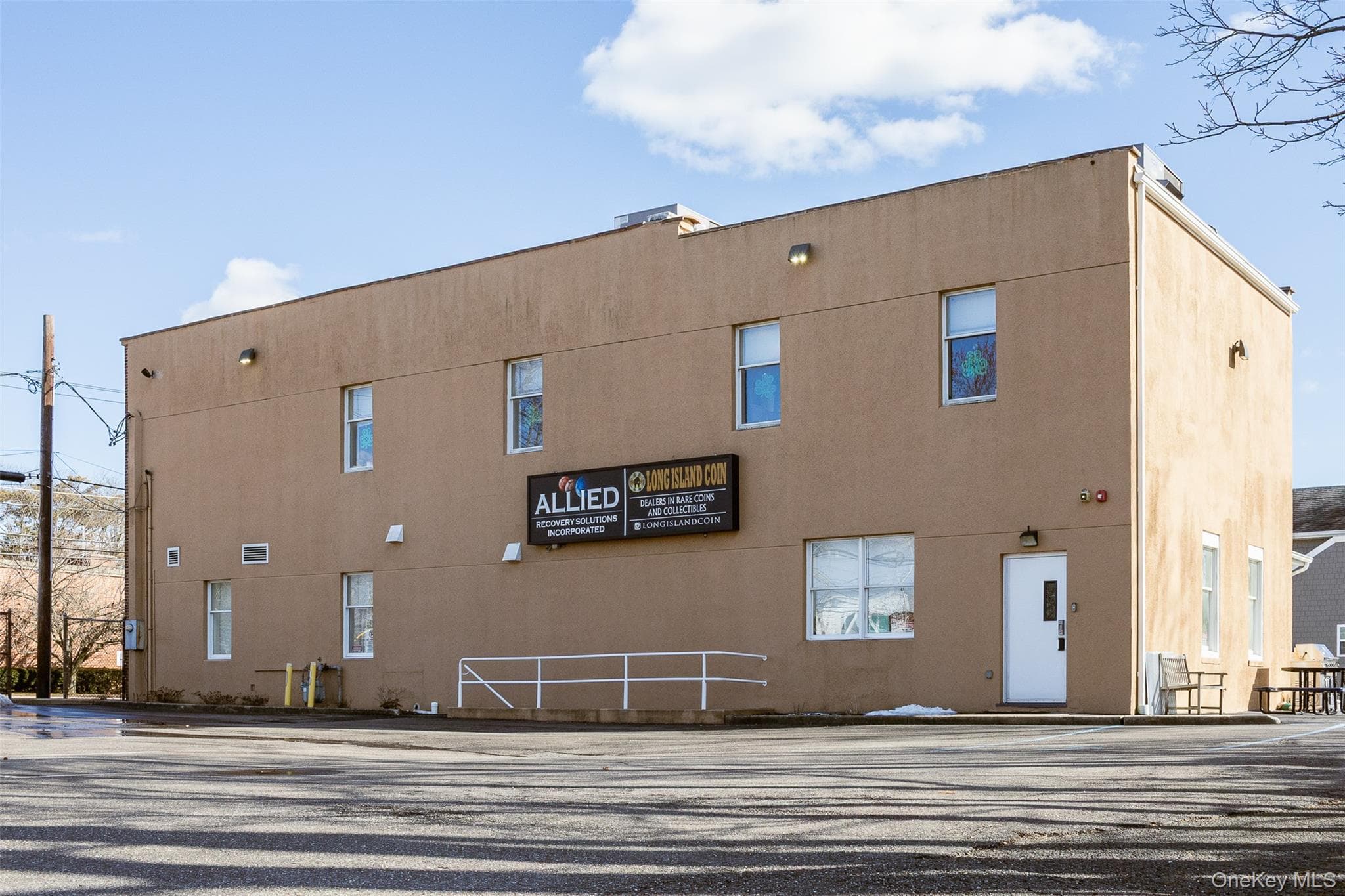 146 Railroad Avenue thumbnail 4