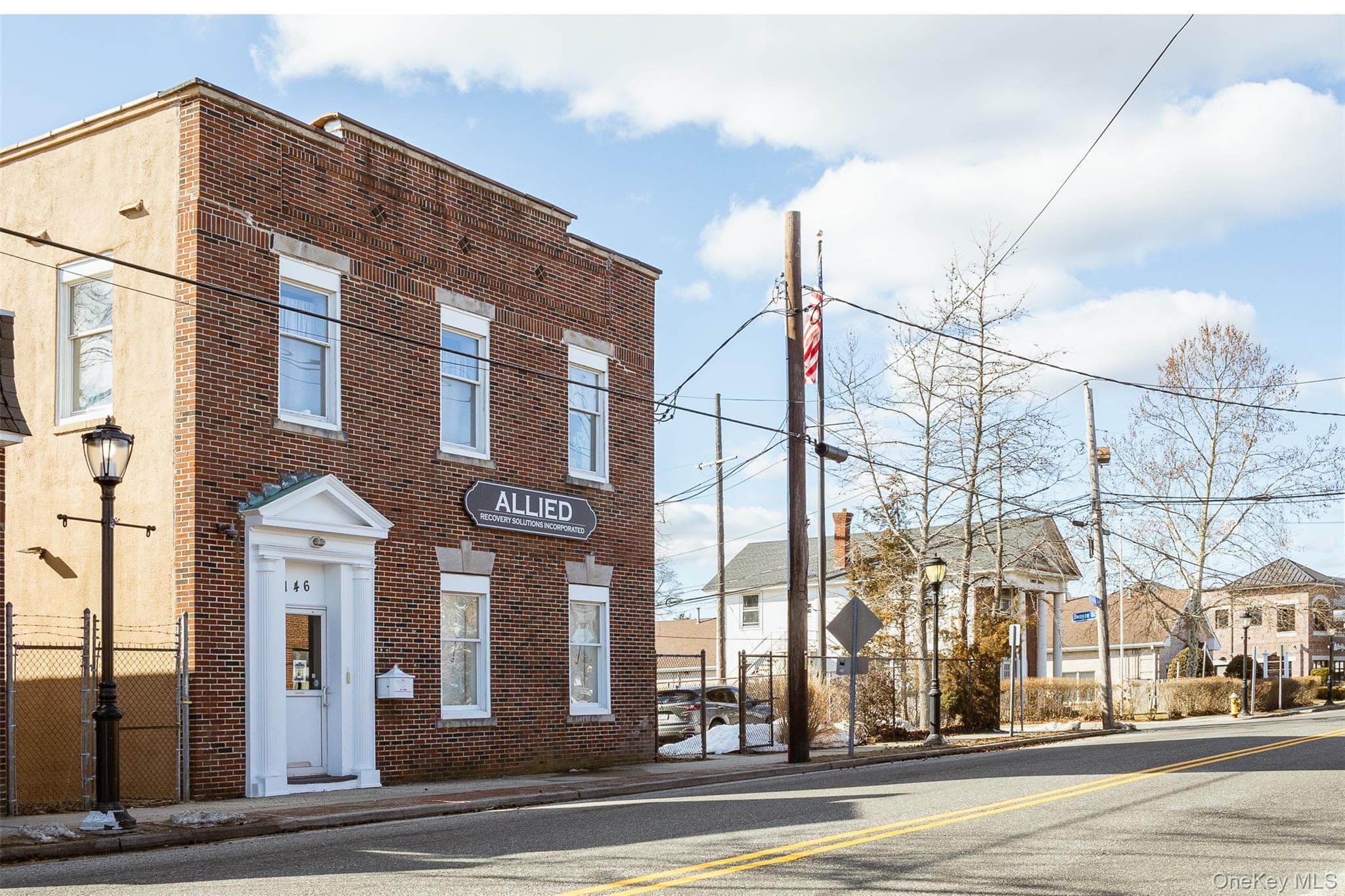 146 Railroad Avenue thumbnail 2