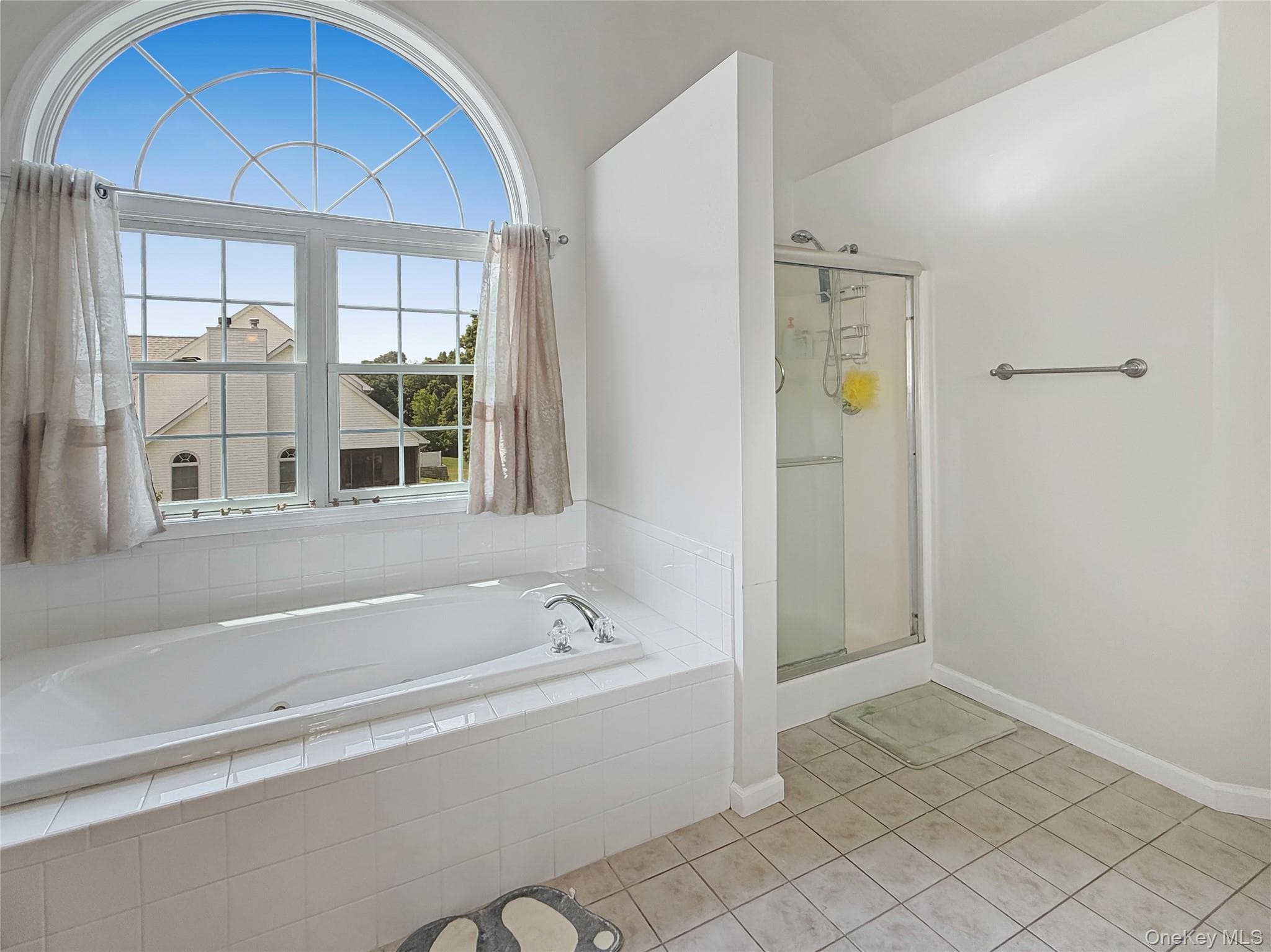 43 Regency Drive thumbnail 22