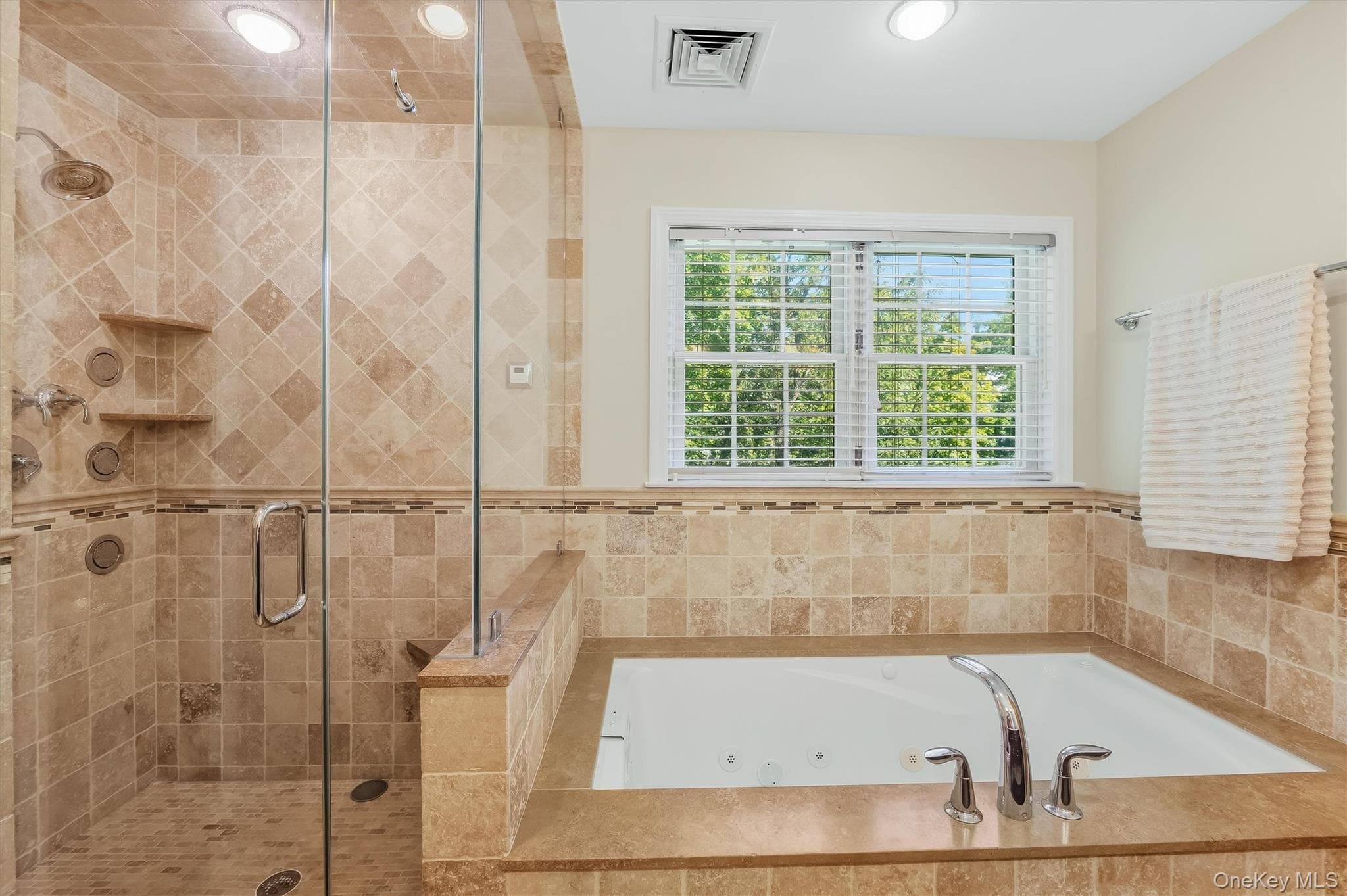 87 Bolton Avenue thumbnail 26