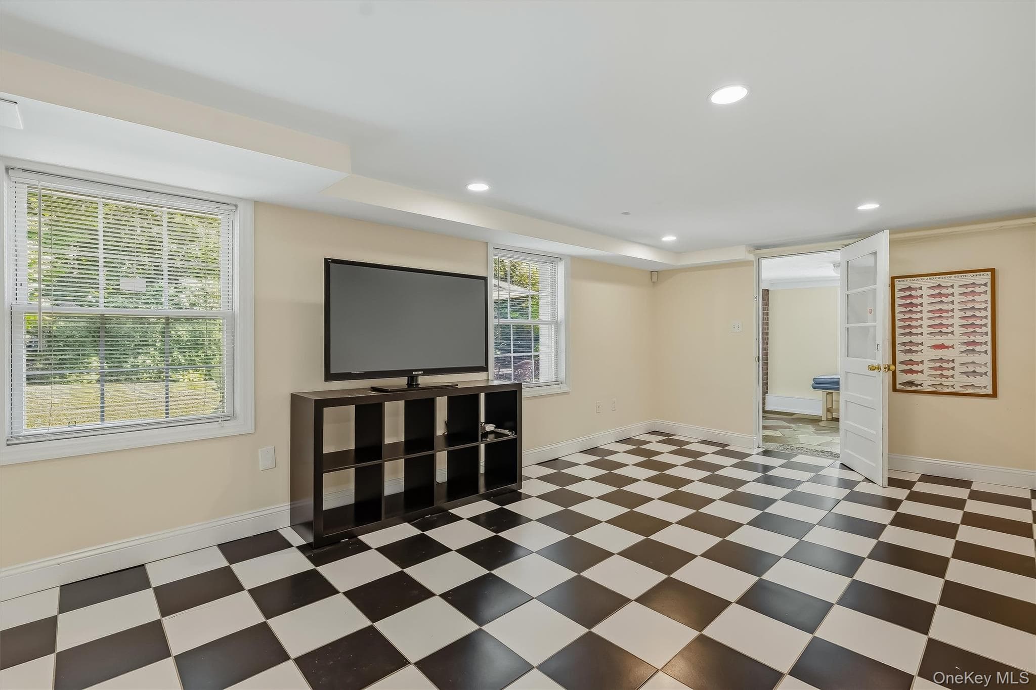 87 Bolton Avenue thumbnail 34