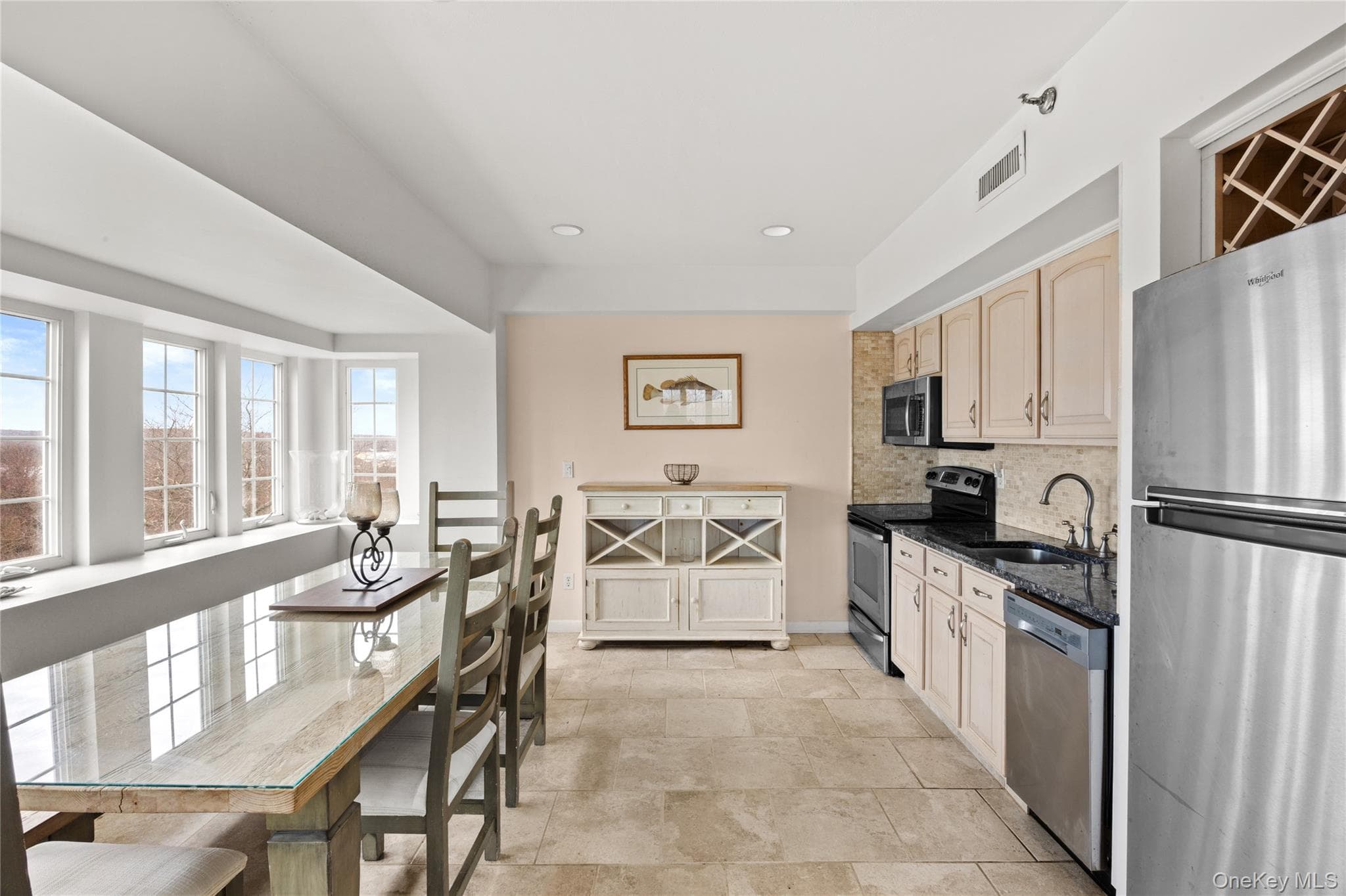 236 Edgemere Street Unit: 314 thumbnail 6