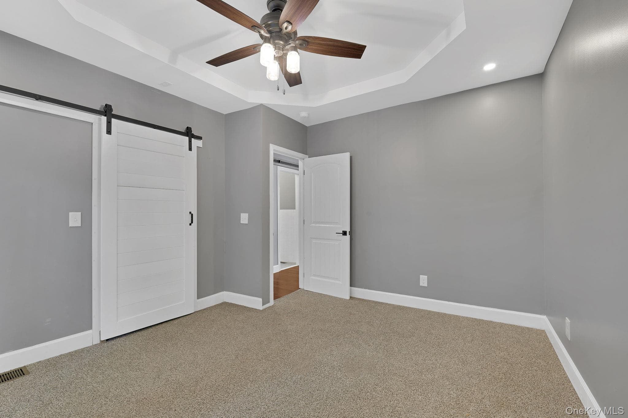 33 Seward Avenue thumbnail 15