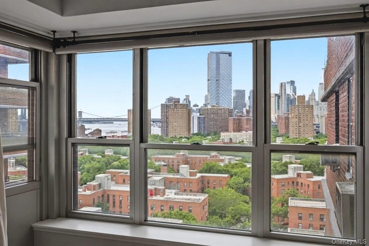 575 Grand Street Unit: E1505 thumbnail 6