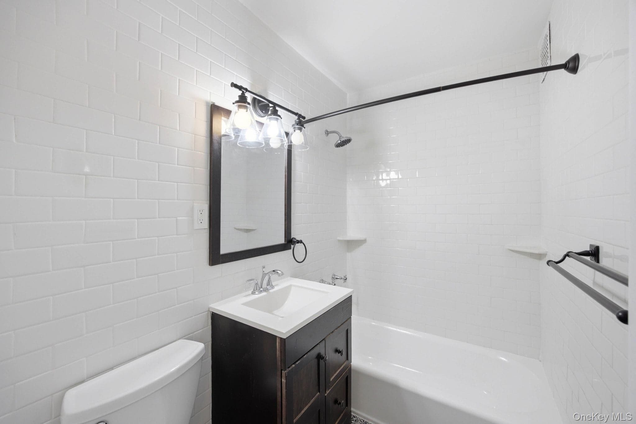 575 Grand Street Unit: E1505 thumbnail 22