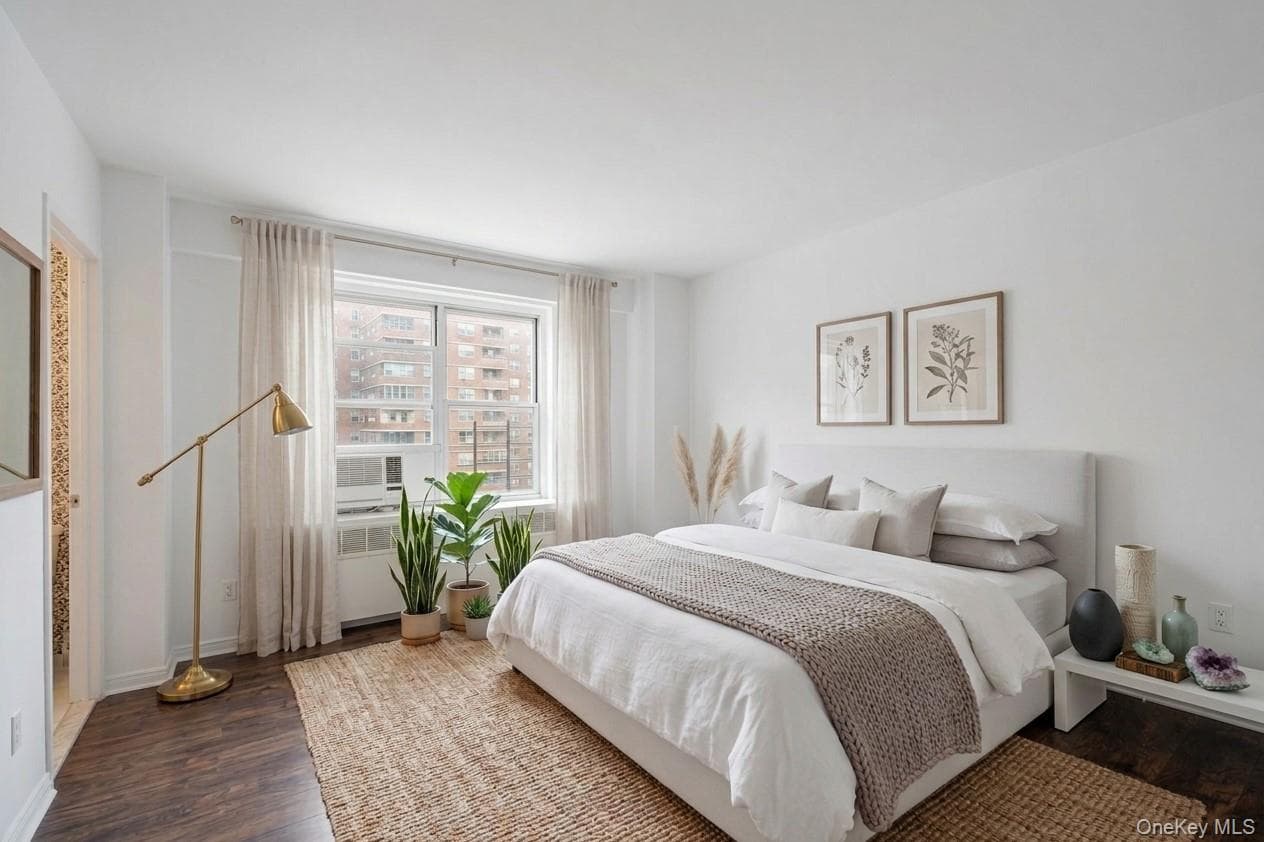 575 Grand Street Unit: E1505 thumbnail 14