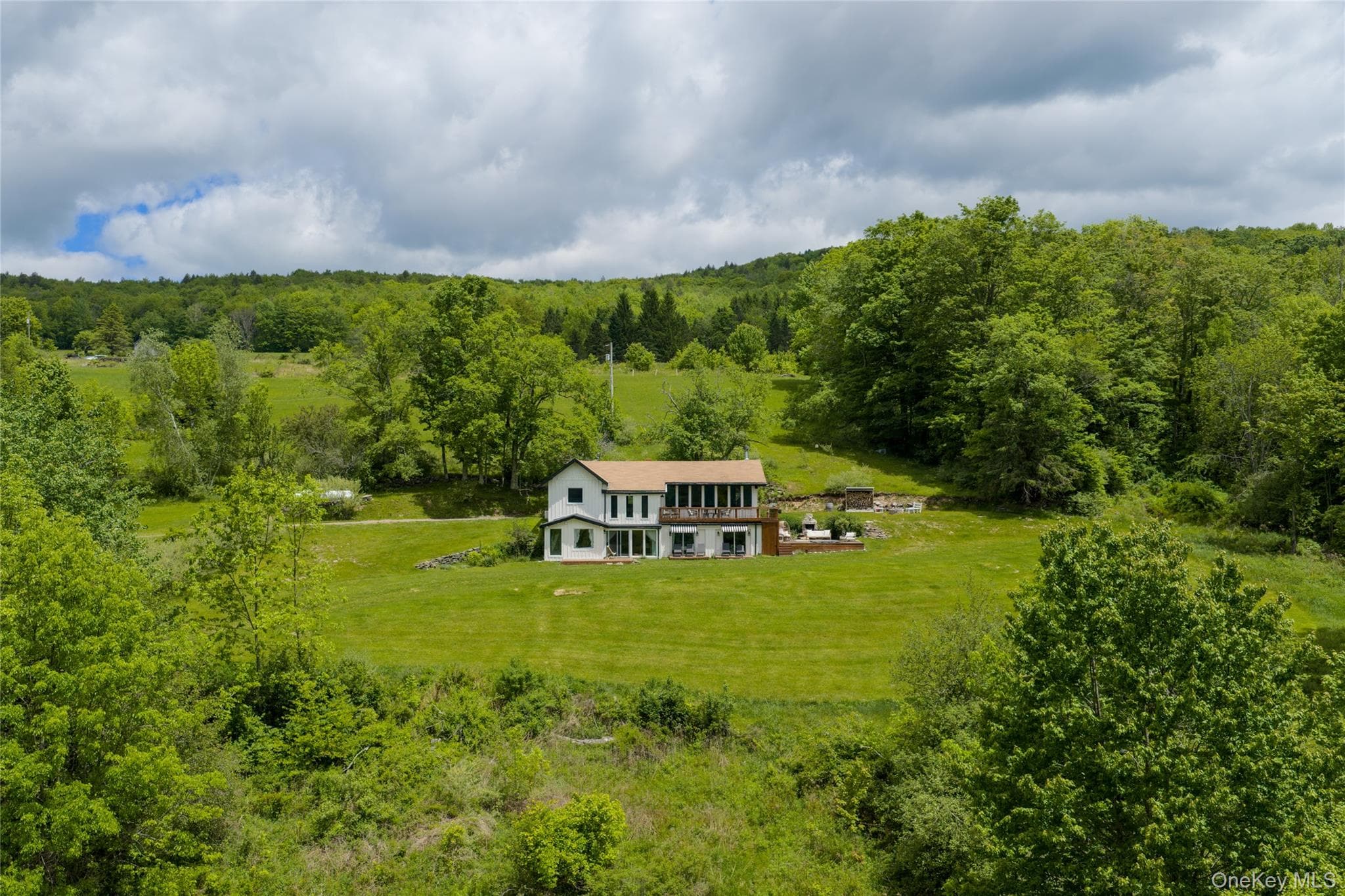 822 Burton Hill Road photo 1