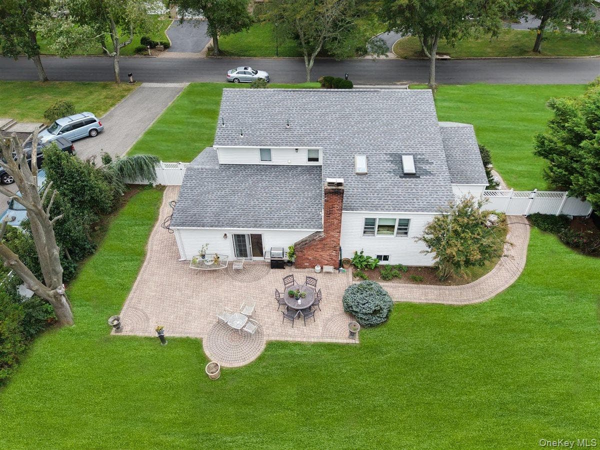 17 Greenvale Drive thumbnail 24