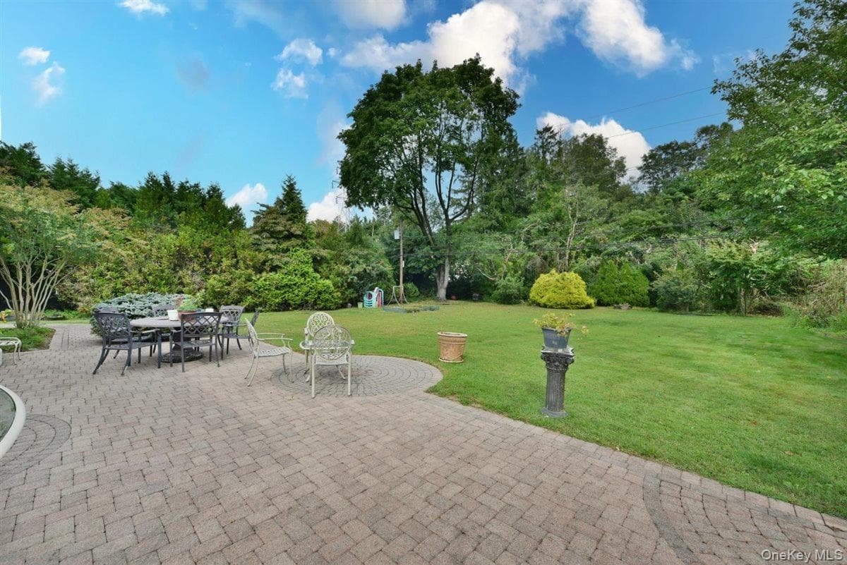 17 Greenvale Drive thumbnail 19