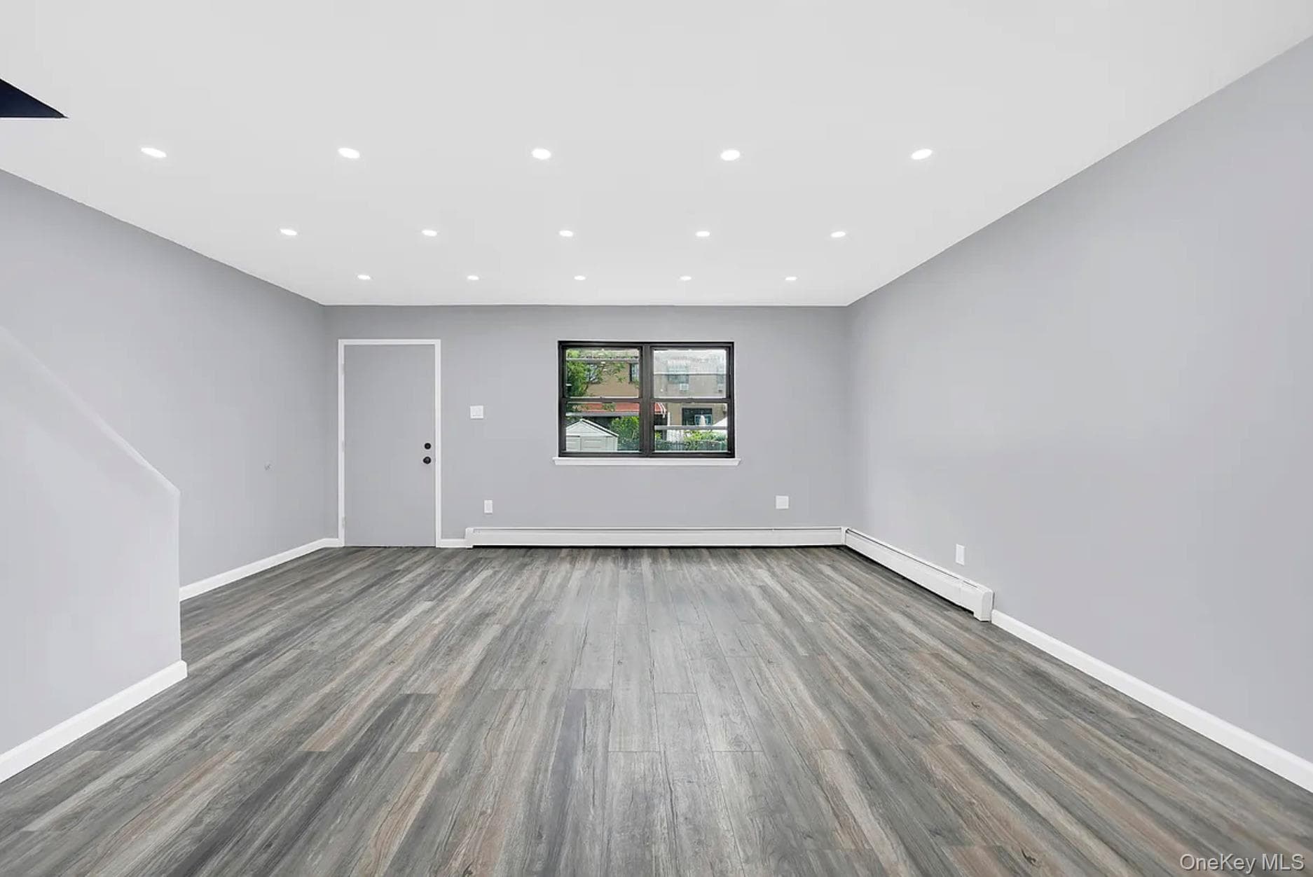 326 Berriman Street thumbnail 4