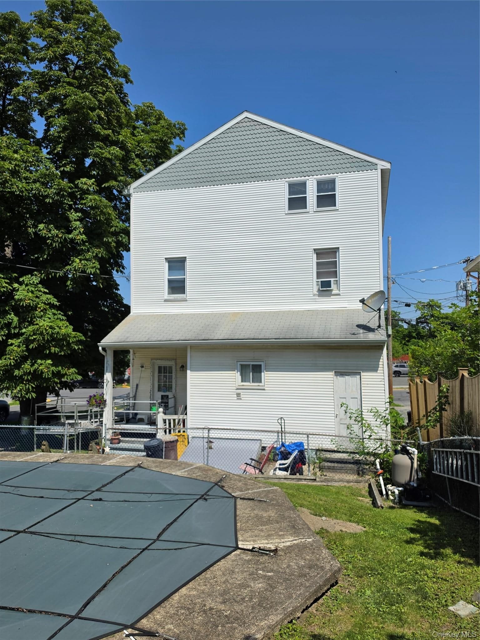83 Green Street thumbnail 36