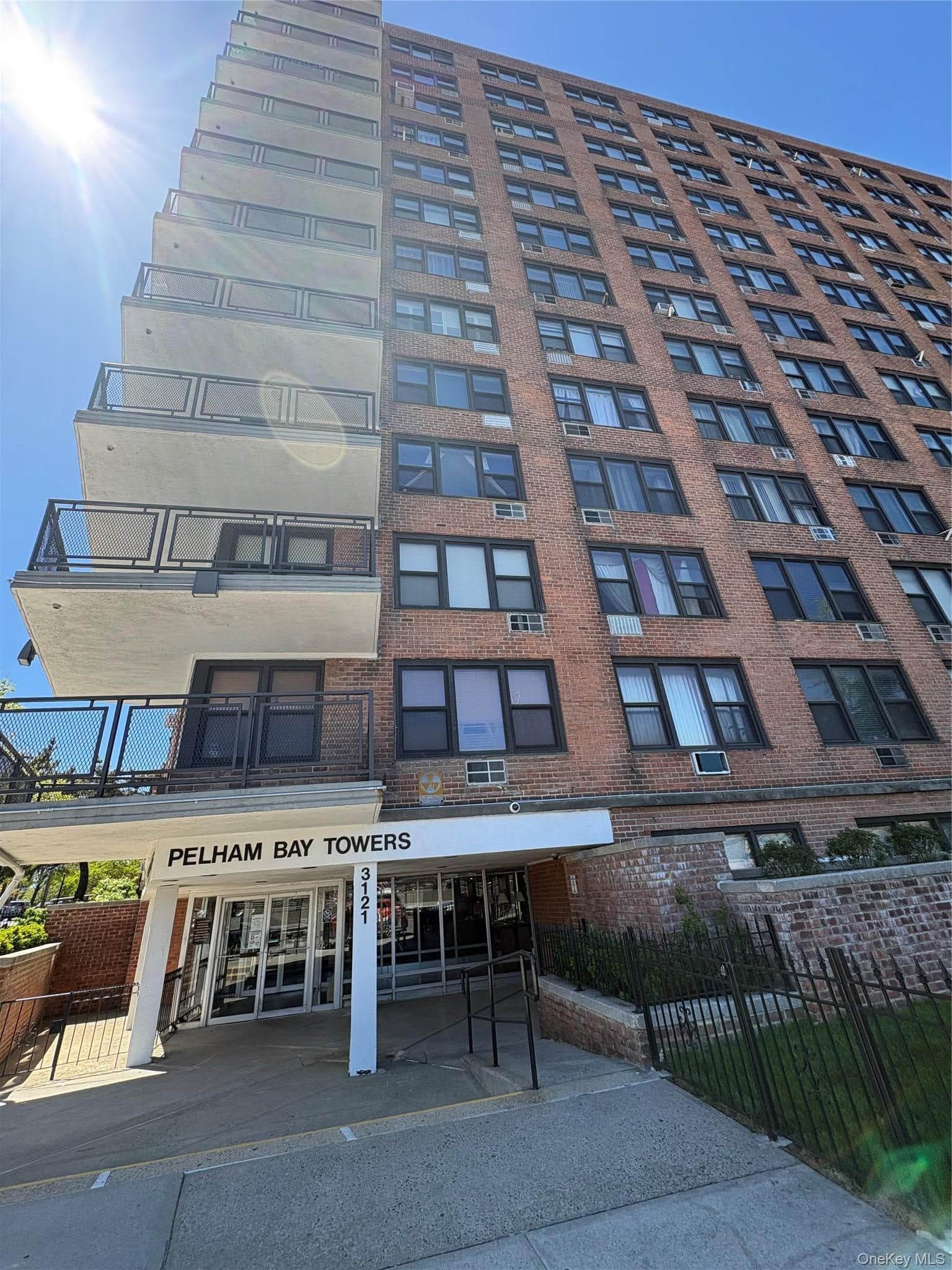 3121 Middletown Road Unit: 1G thumbnail 2