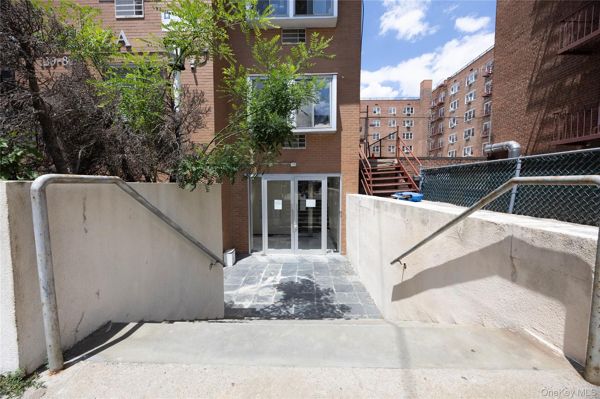 13987 35th Avenue Unit: 3C thumbnail 2