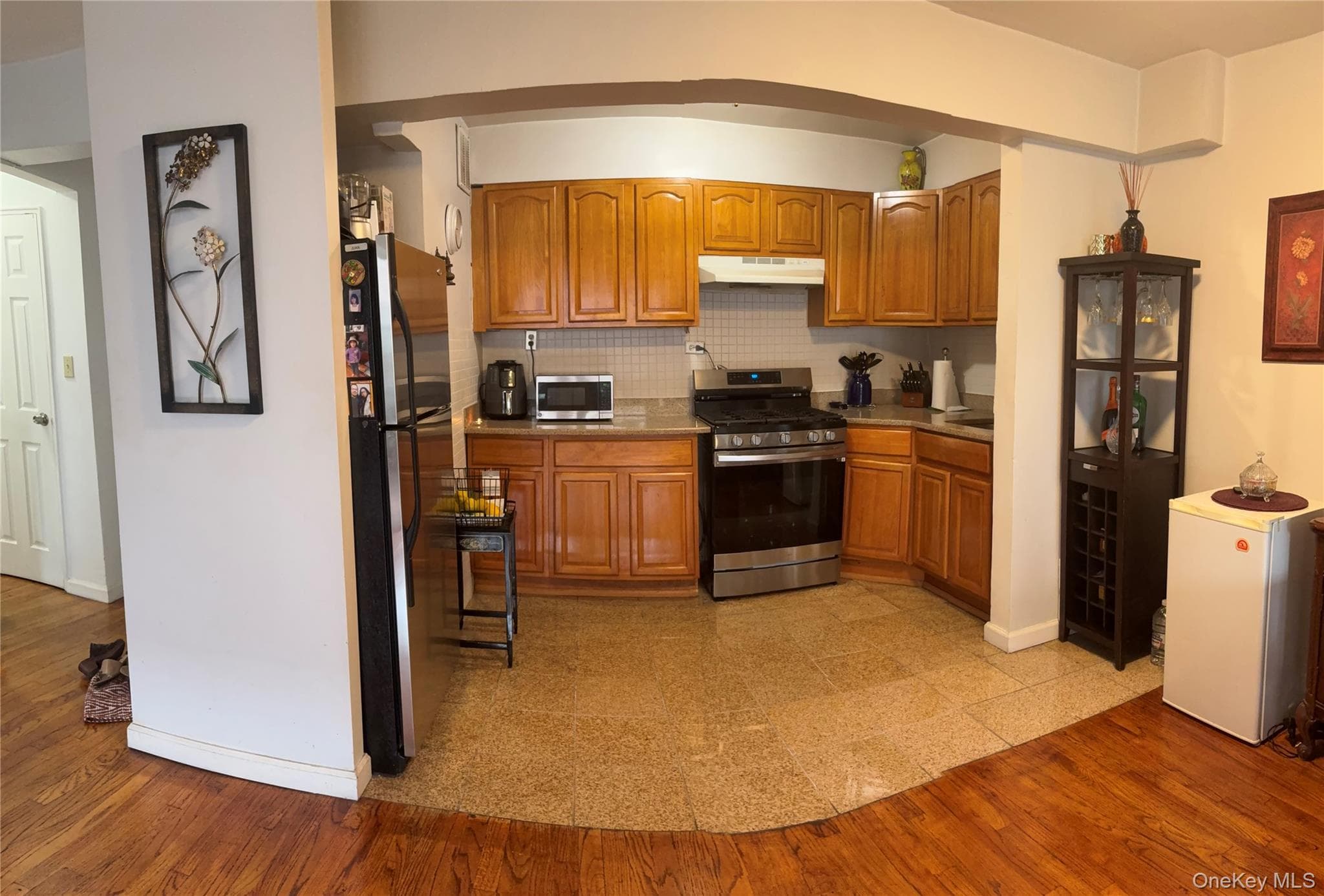 41-31 51st Street Unit: 6E thumbnail 3