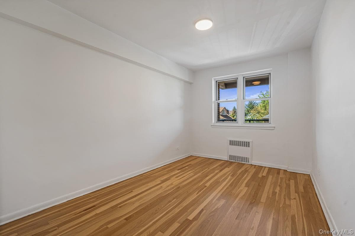 162-01 Powells Cove Boulevard Unit: 3N thumbnail 11