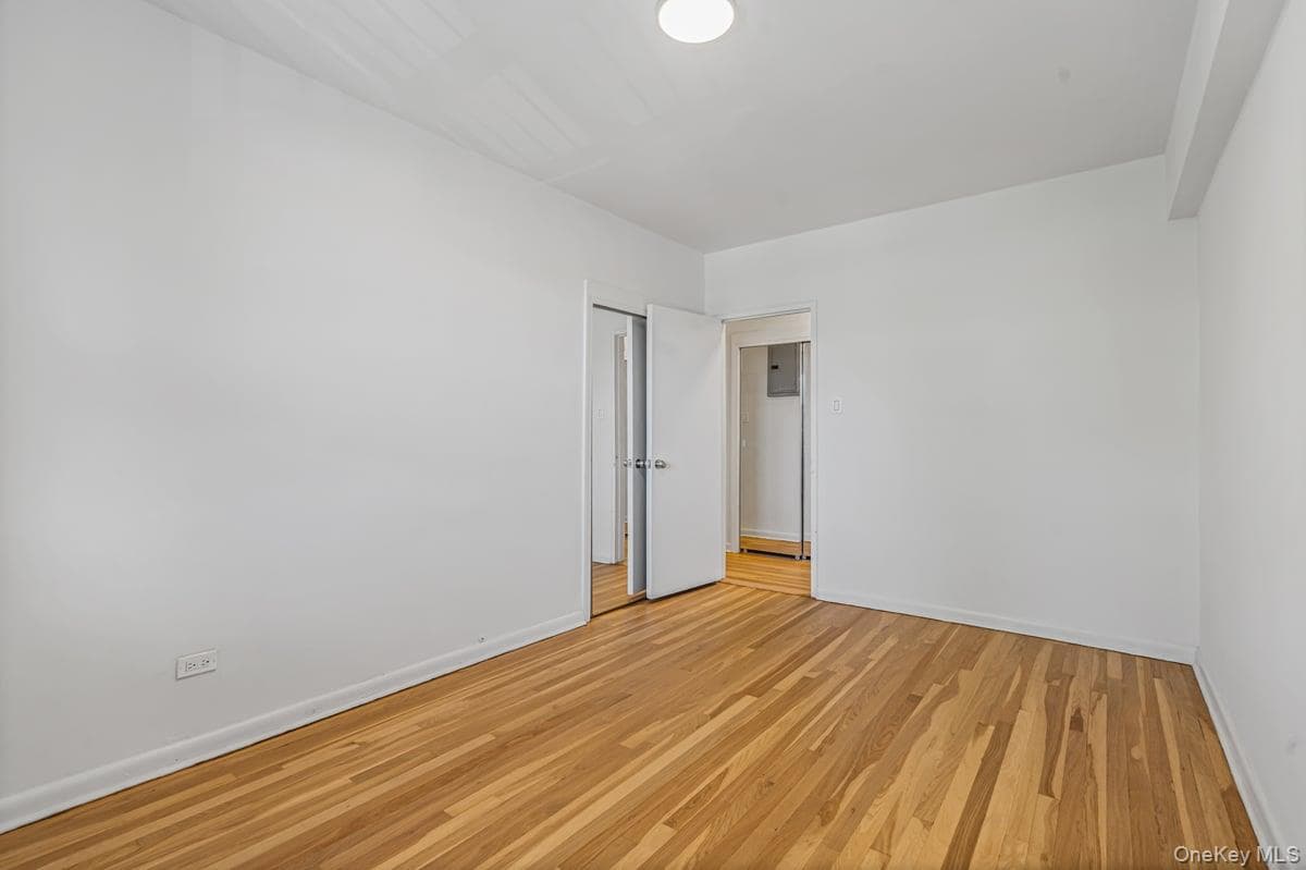 162-01 Powells Cove Boulevard Unit: 3N thumbnail 12