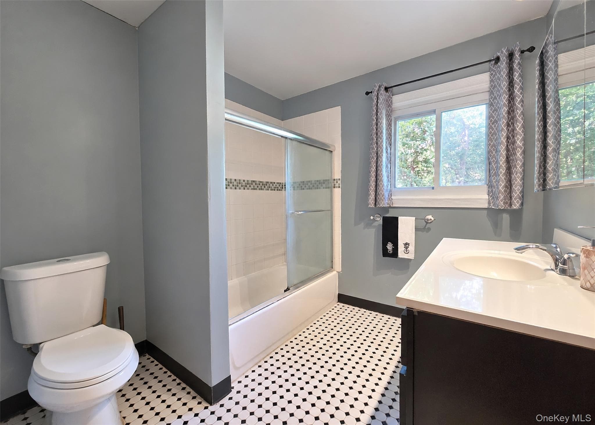 279 Hawkins Road thumbnail 9