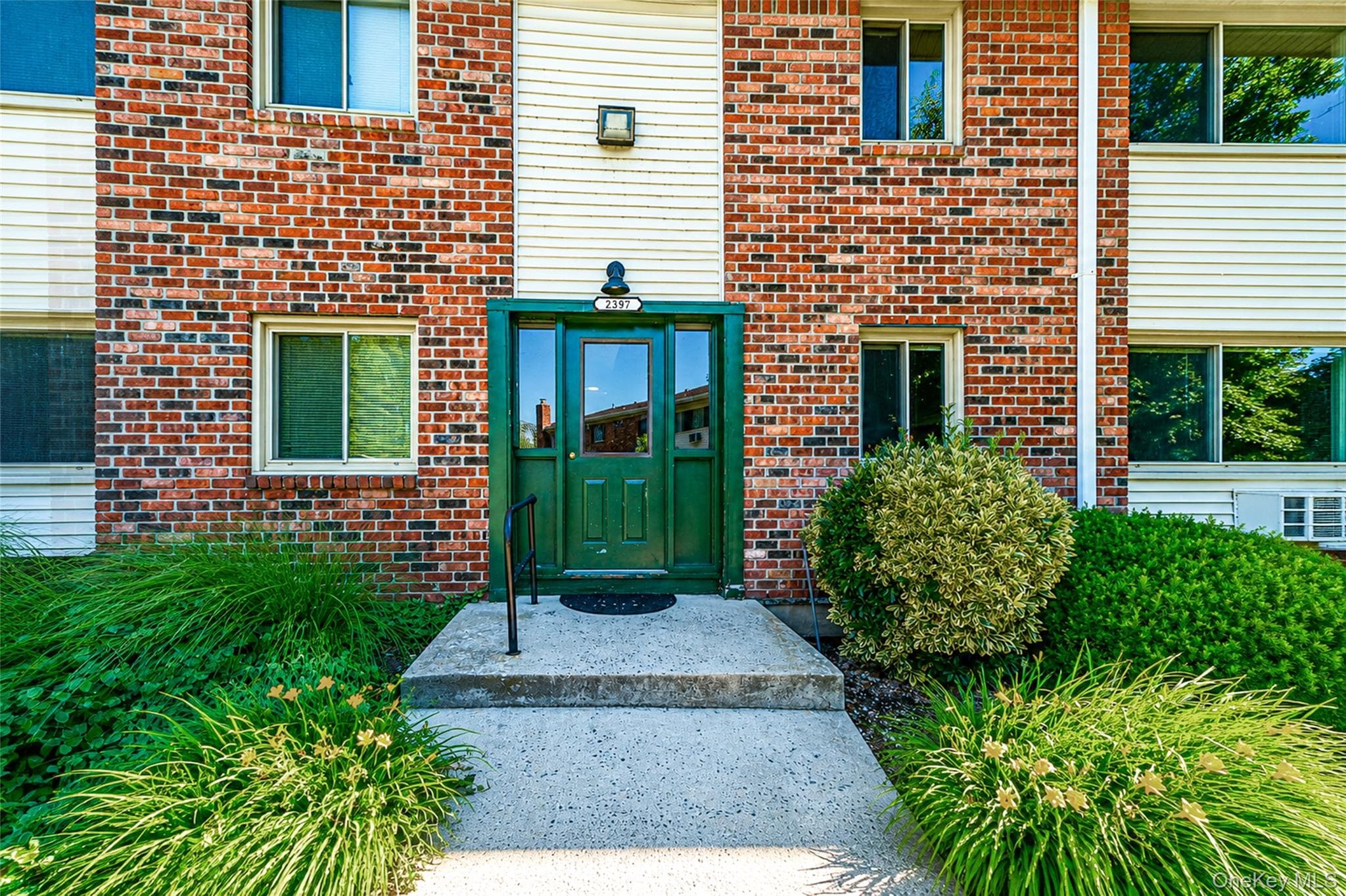 2397 Union Blvd Blvd Unit: 8a thumbnail 2