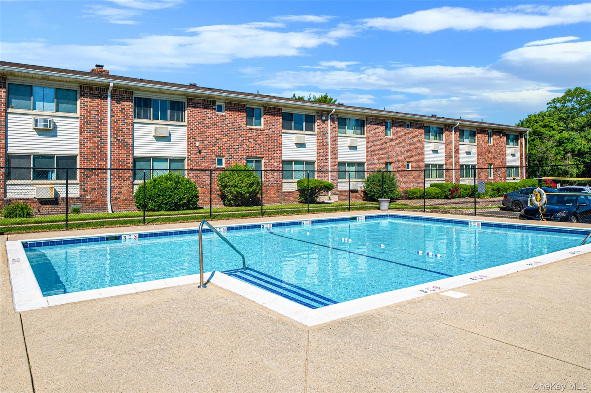 2397 Union Blvd Blvd Unit: 8a thumbnail 17