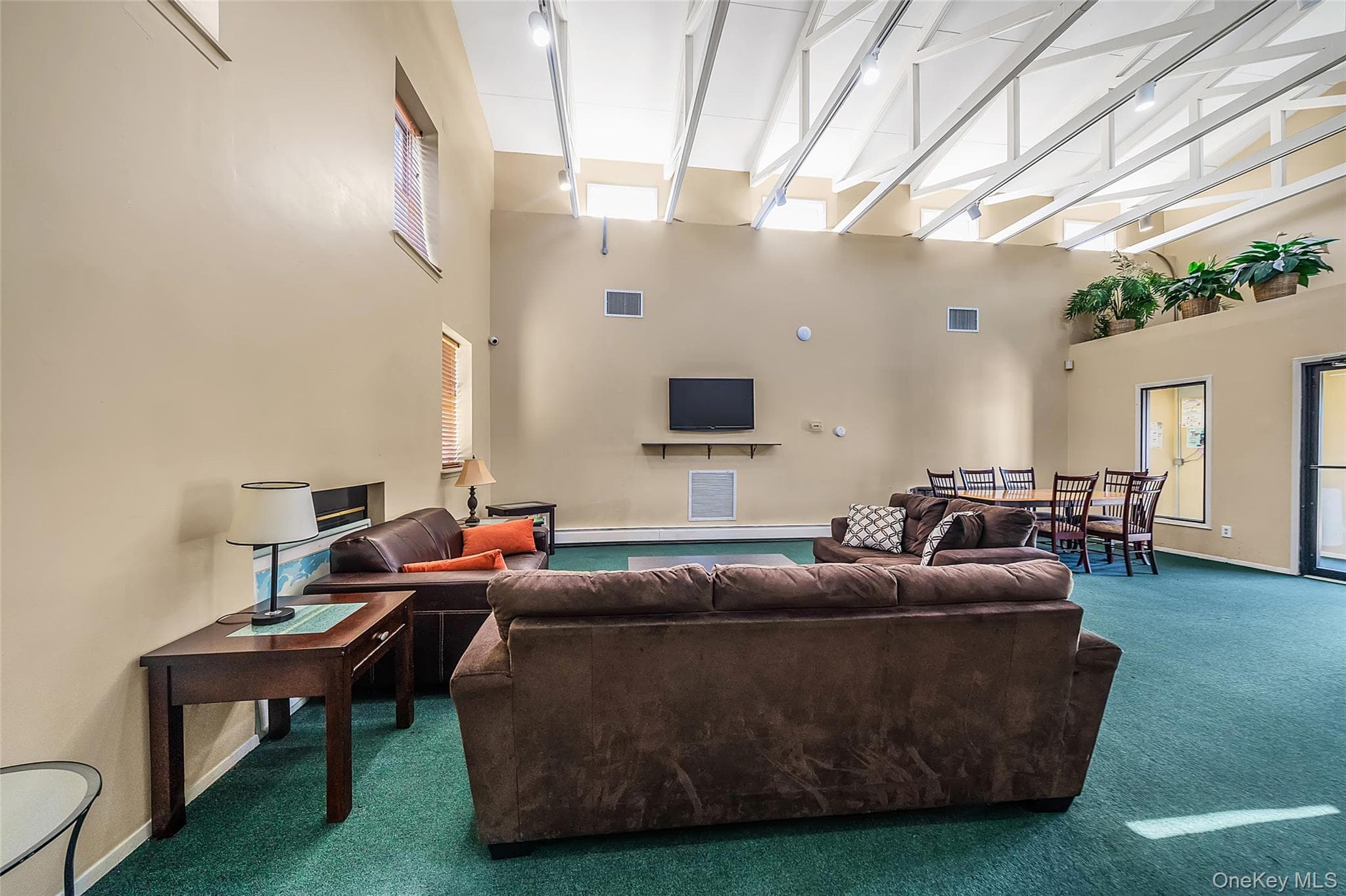 2397 Union Blvd Blvd Unit: 8a thumbnail 23