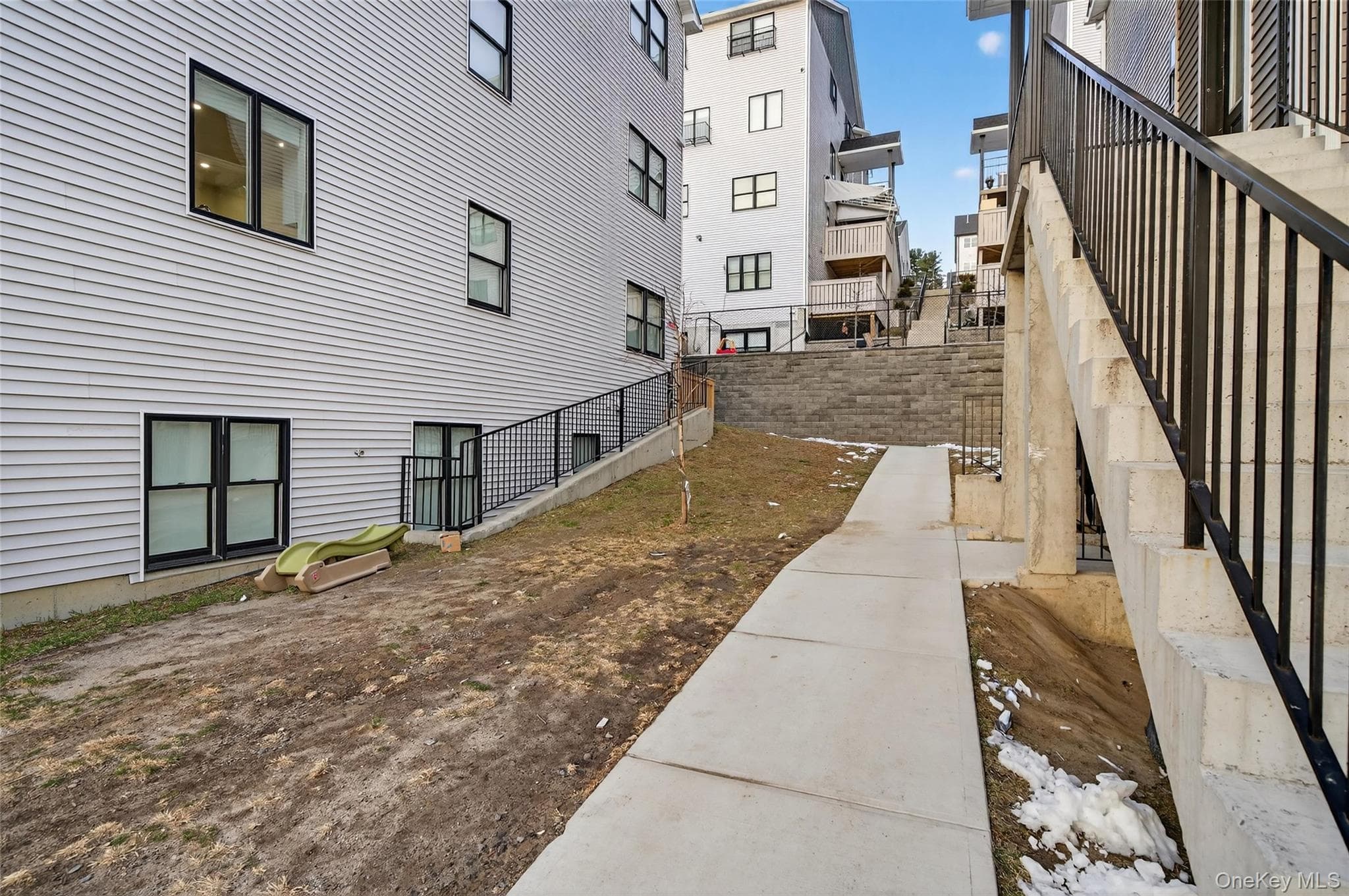 3 Melitz St Unit: 201 thumbnail 6