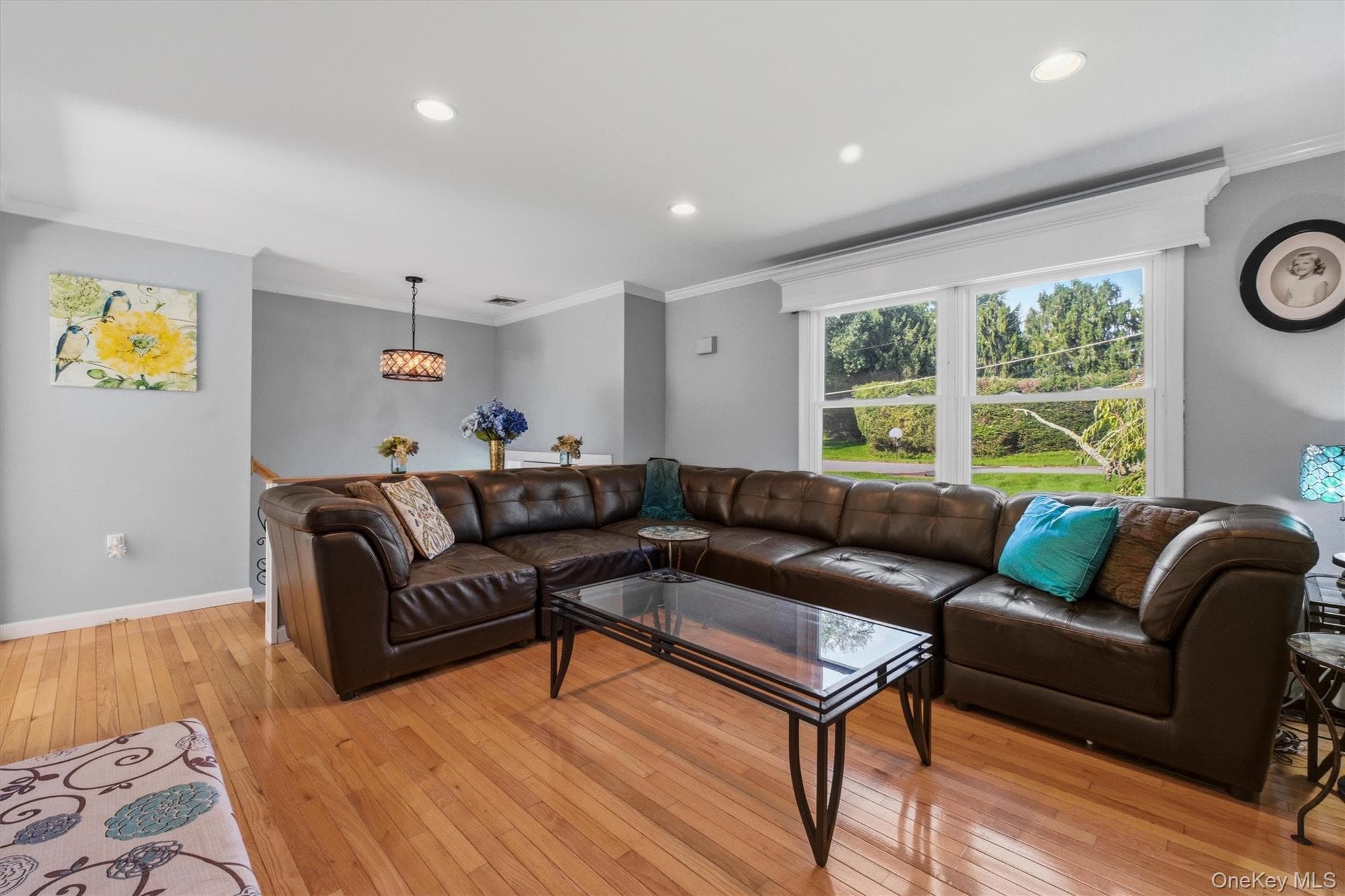 77 Robin Drive thumbnail 5