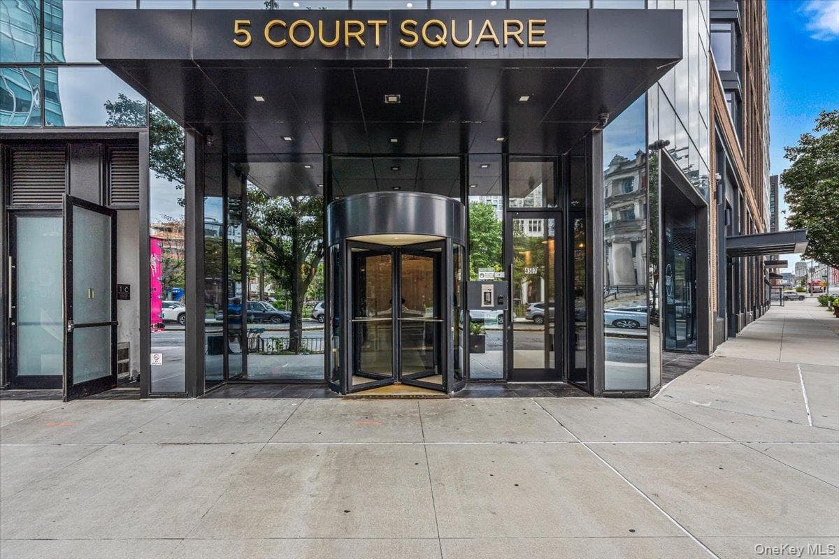 4507 Court Square Unit: 4B thumbnail 11