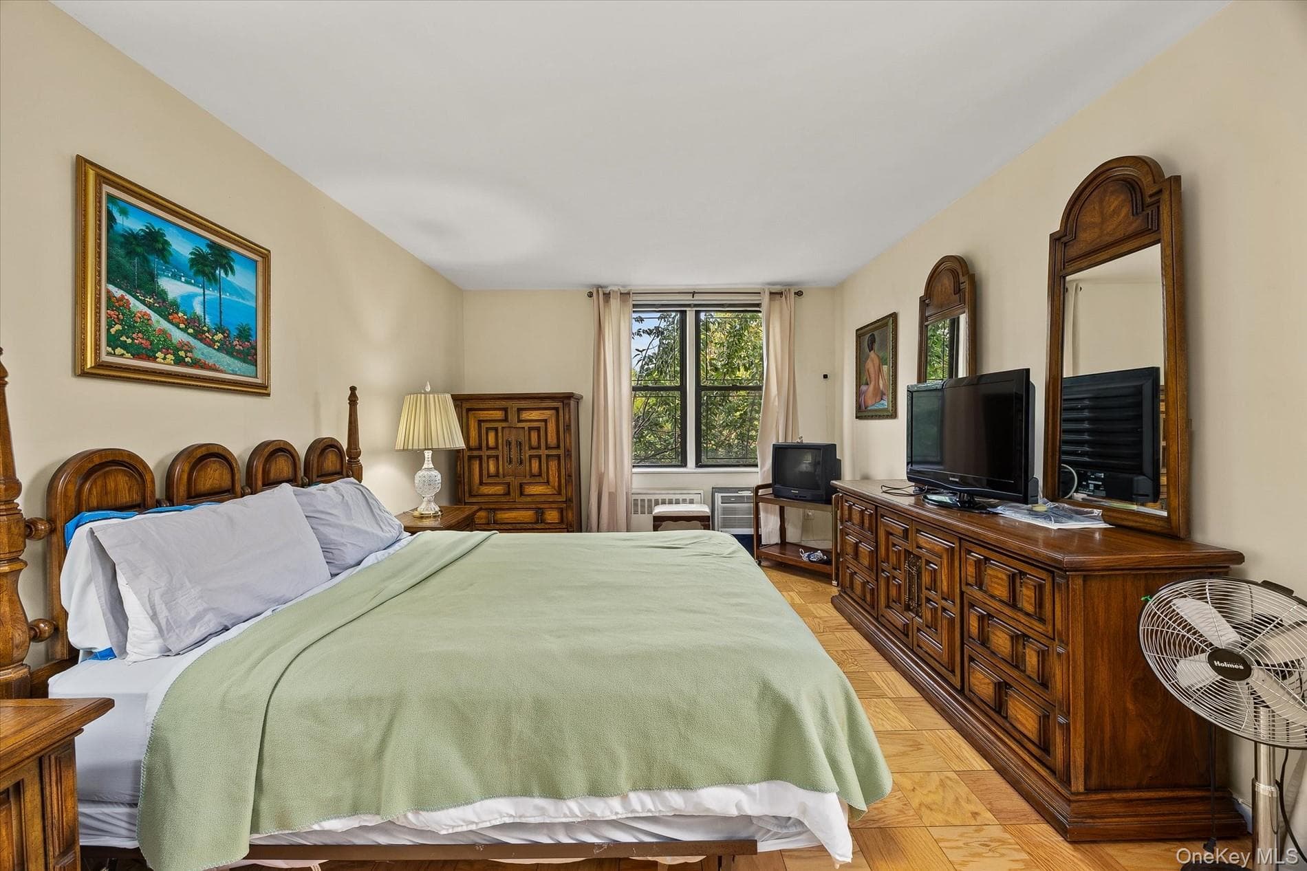1874 Pelham Parkway Unit: 2R thumbnail 12