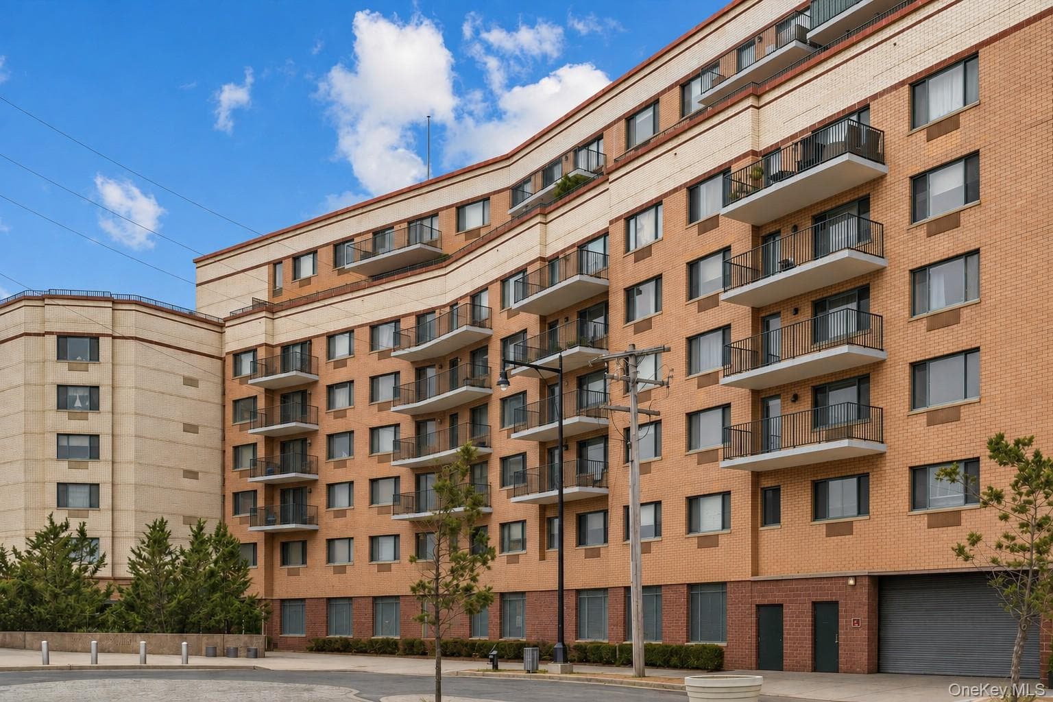 136 Beach 117th Street Unit: 2H, Rockaway Park