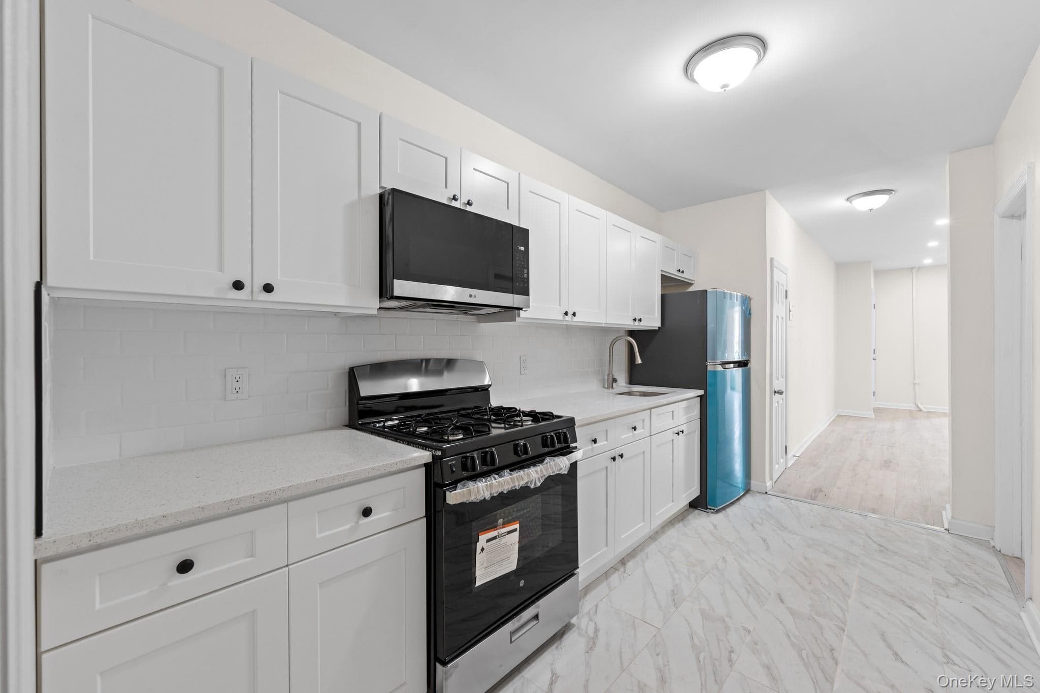 482 Hegeman Avenue thumbnail 9