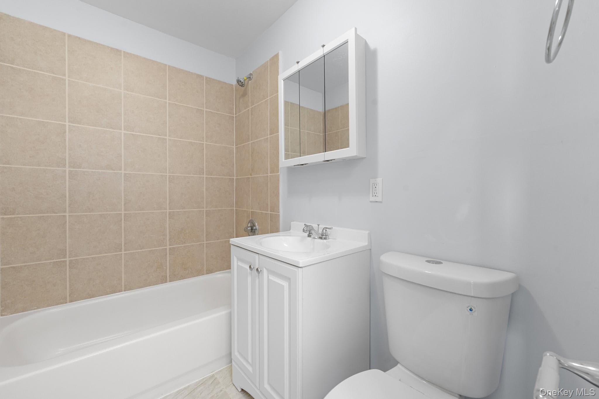 482 Hegeman Avenue thumbnail 8