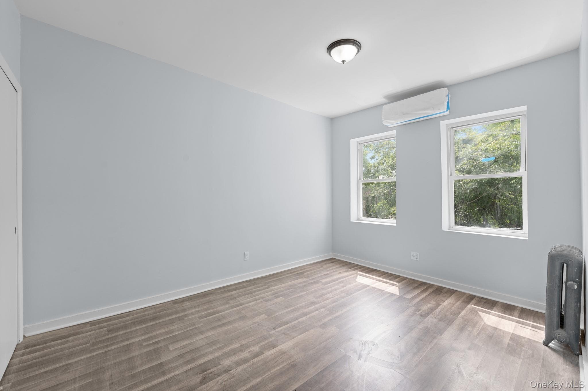 482 Hegeman Avenue thumbnail 4