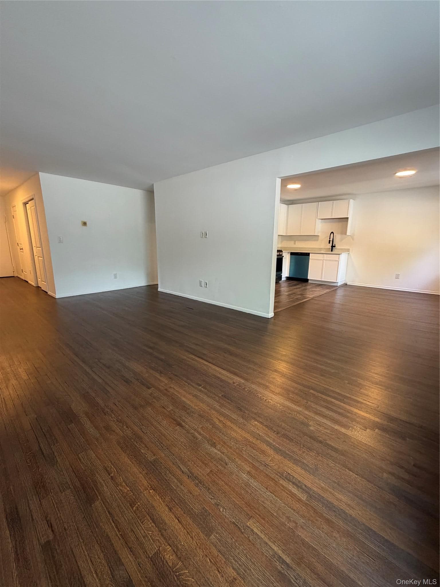 3 W Lawrence Park Drive Unit: 1 thumbnail 2